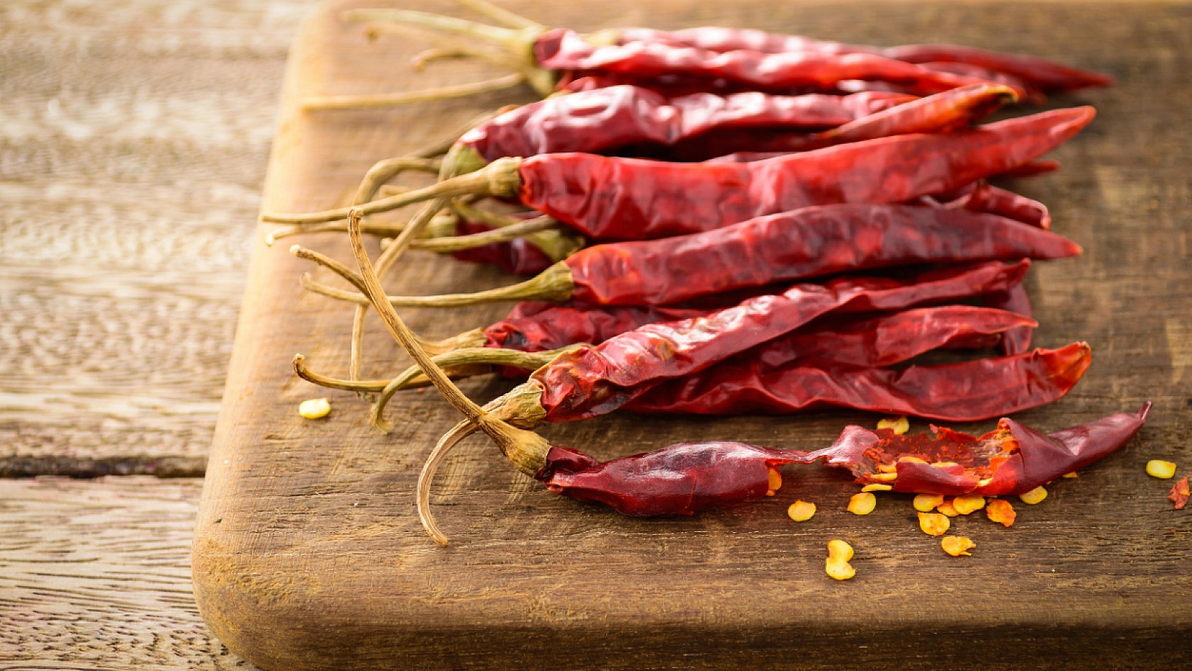 Gıda Güvenliğinde Büyük Şok! Meğer Boya Katmışlar… Listede Sumak, Tavuk Sosu Harcı, Pul Kırmızı Biber Ne Ararsan Var… !