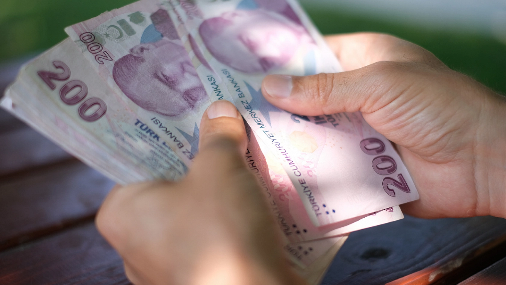 Malatyalı Vatandaşların Merak Ettiği Asgari Ücreti Yapay Zeka Açıkladı! 2025'te Asgari Ücret Ne Kadar Olacak?