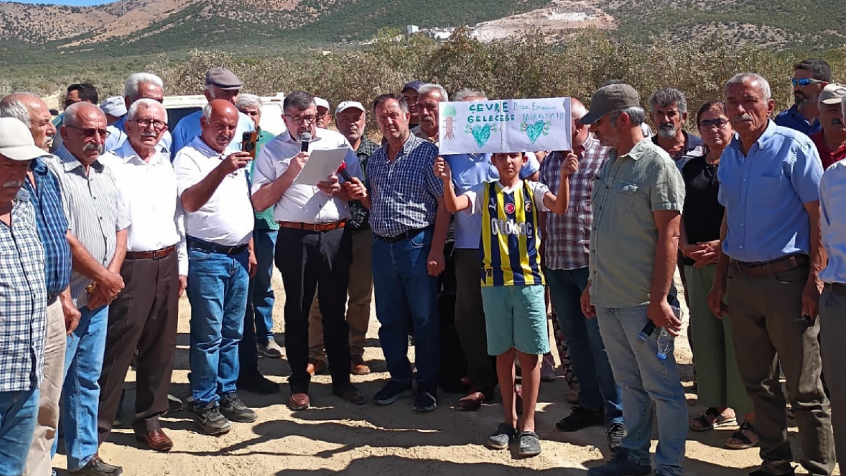 Yeşil alanlar yerini taş ocaklarına bıraktı! Malatya'da 5 köyün geleceği tehlikede!!