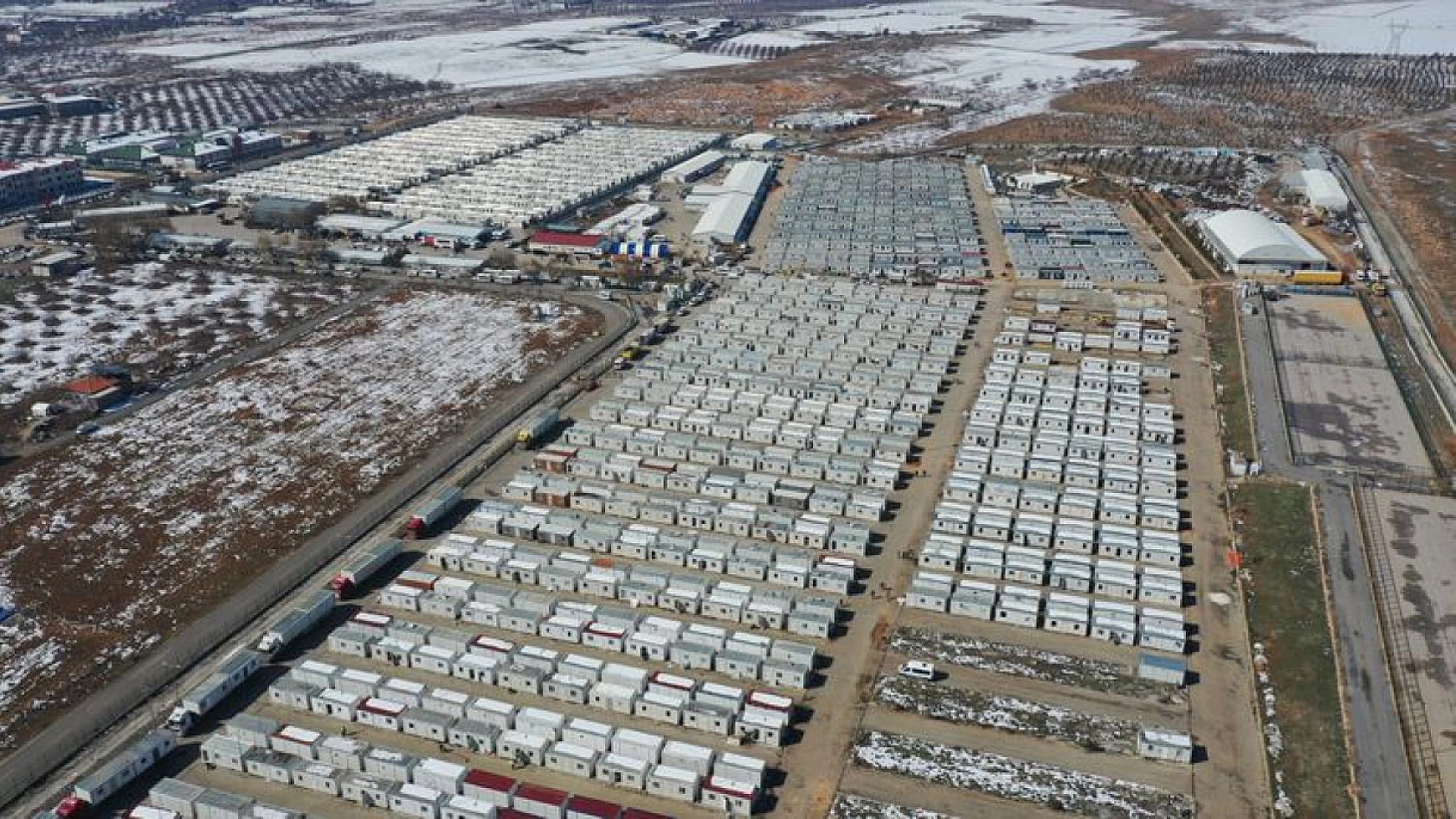 Zor Günlerde Birliktelik: Konteyner kentlerde komşuluk ilişkisi gelişiyor