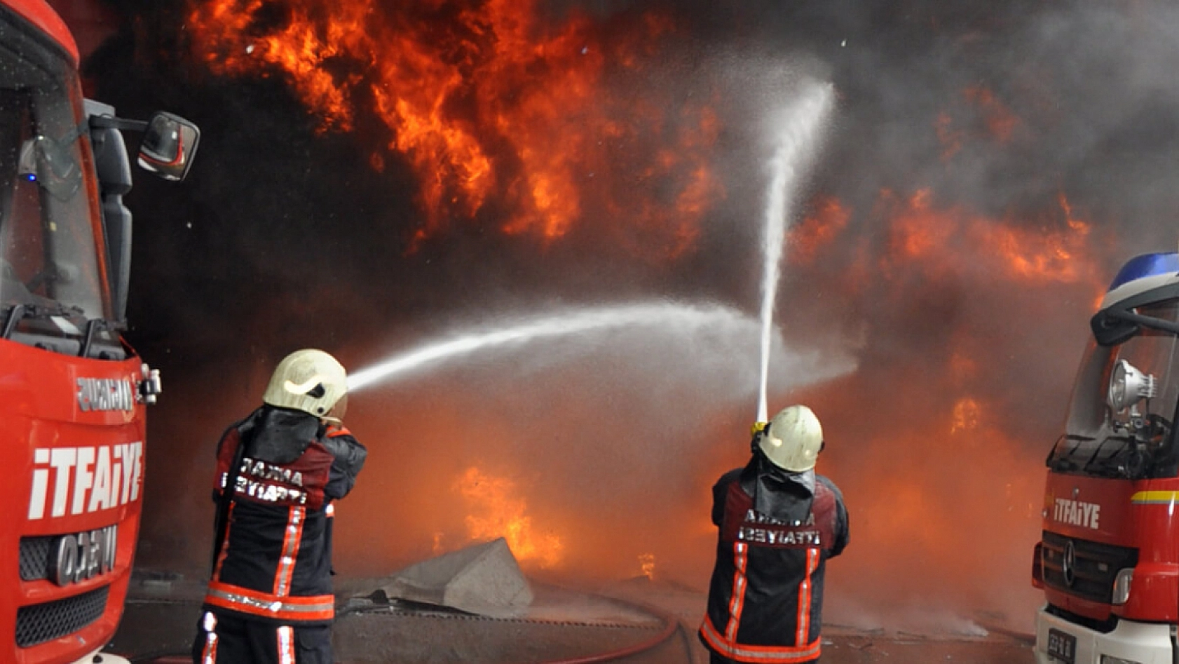 Malatya İtfaiyesi 10 Aylık Verileri Açıkladı: En Fazla Bu Alanlarda Yangın Meydana Geldi!