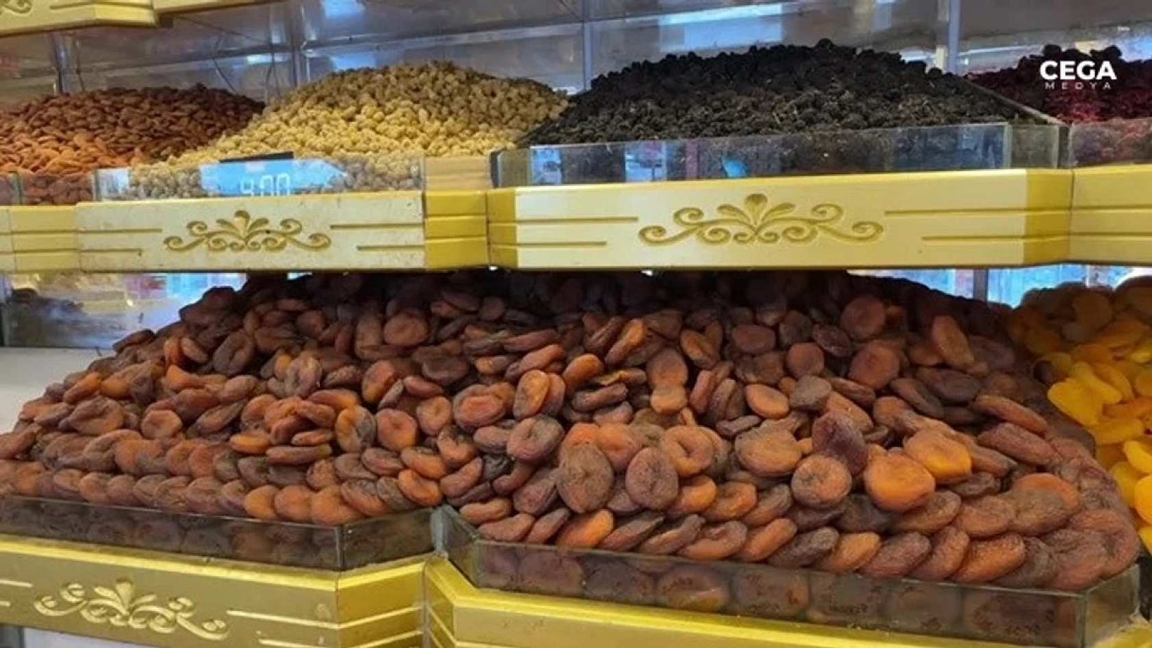 Kuru Kayısı Fiyatı Şaşırttı: Bu Defa Marketler Değil Üretici Kazandı!