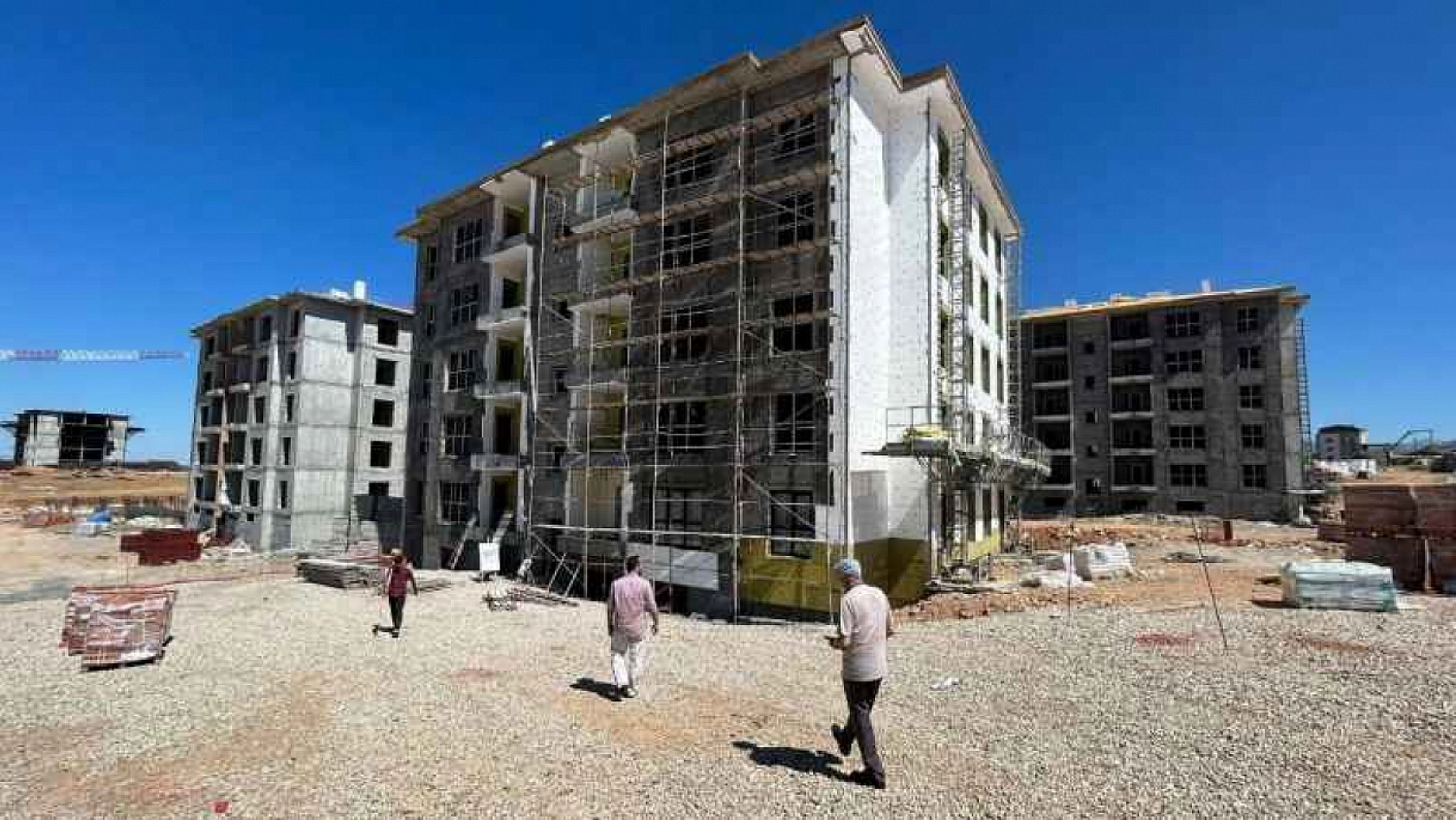 Malatya'daki Vatandaşlar ve Müteahhitler Uyarıldı: Maliyet Artacak 2025 Olmadan Acele Edin!