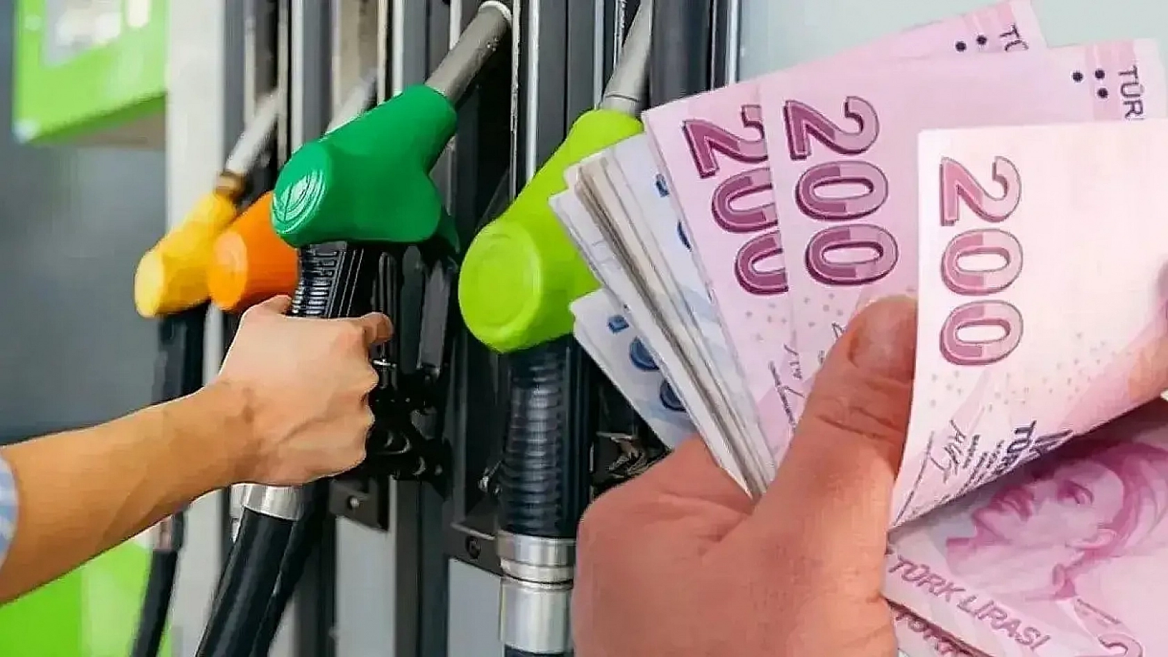 Orta Doğu'daki savaşın faturası ağırlaşıyor: Akaryakıta yeni zam!