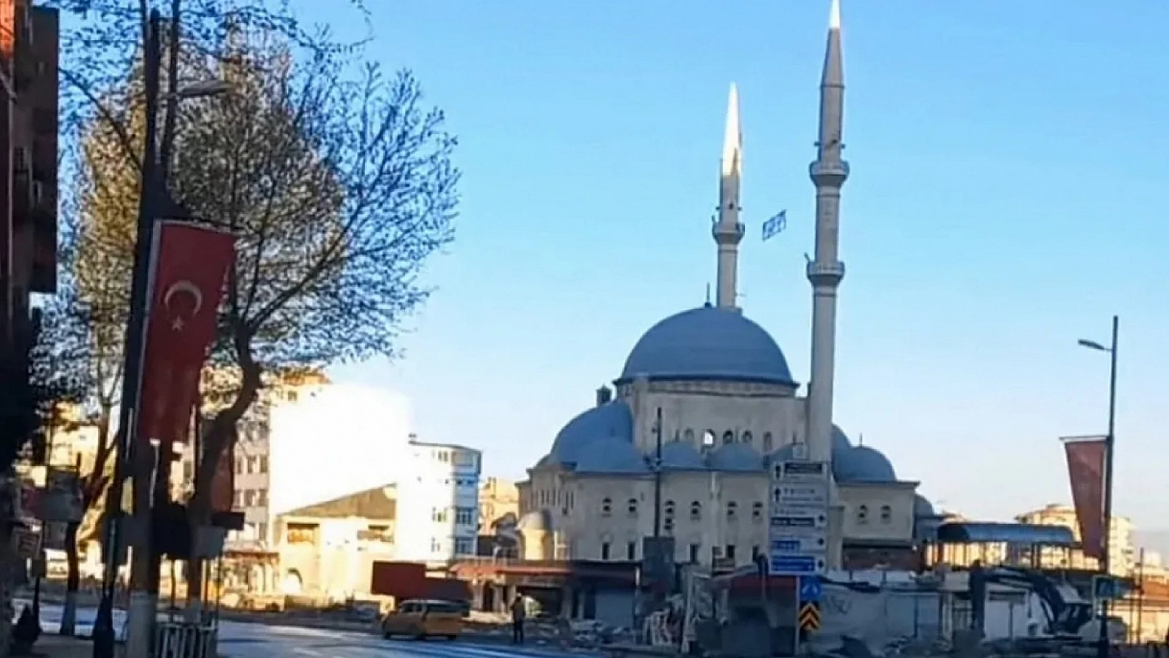 Malatya'da Çarşısı'nda Yol Haritası Çiziliyor: Söğütlü Camii'nin Yeni Yeri Sonunda Belli Oldu...!