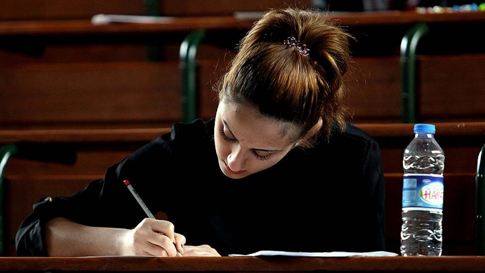 Milyonlarca öğrencinin beklediği an geldi: YKS soru ve cevapları yayımlandı