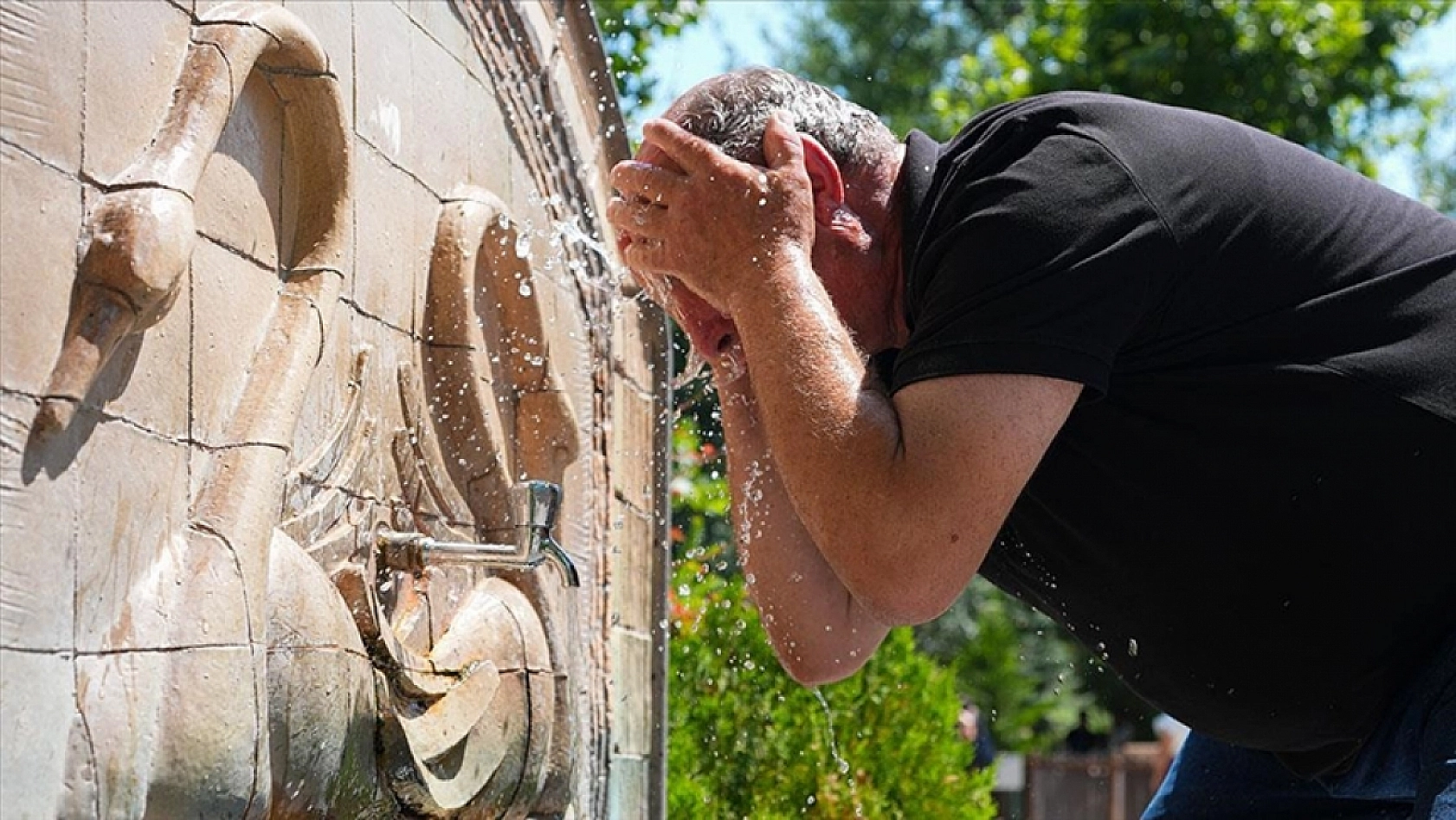 Malatya haftaya kavurucu sıcaklıklarla başladı: Termometreler 40'ı görecek