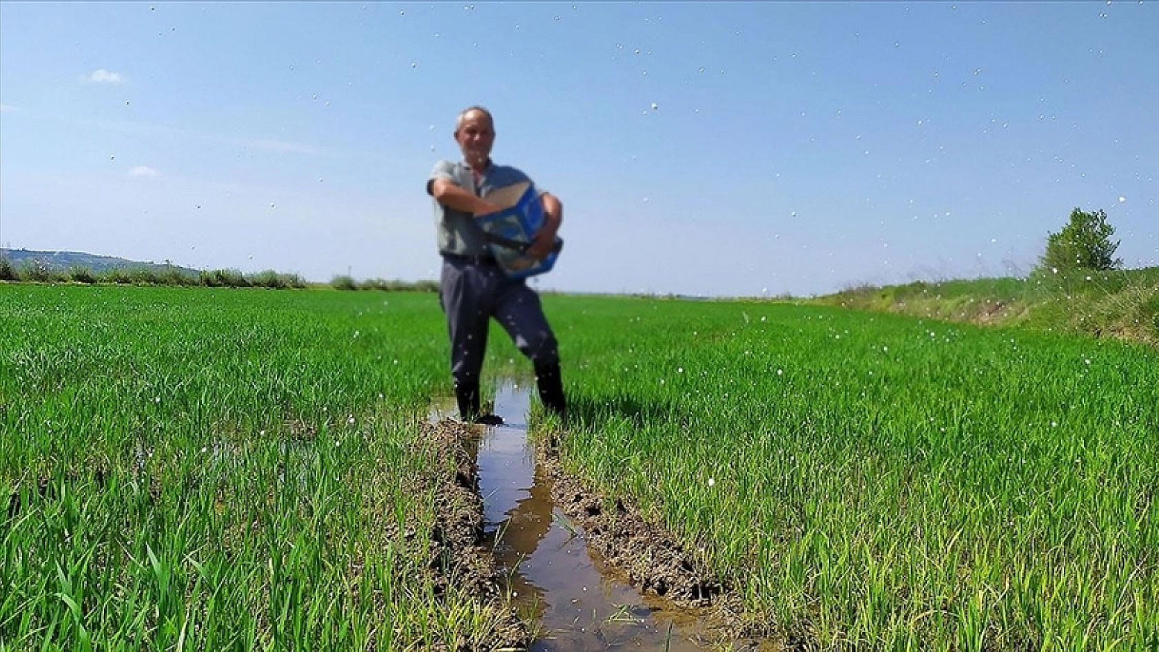 Çiftçiye Gübre Müjdesi: Vergi Sıfırlandı!