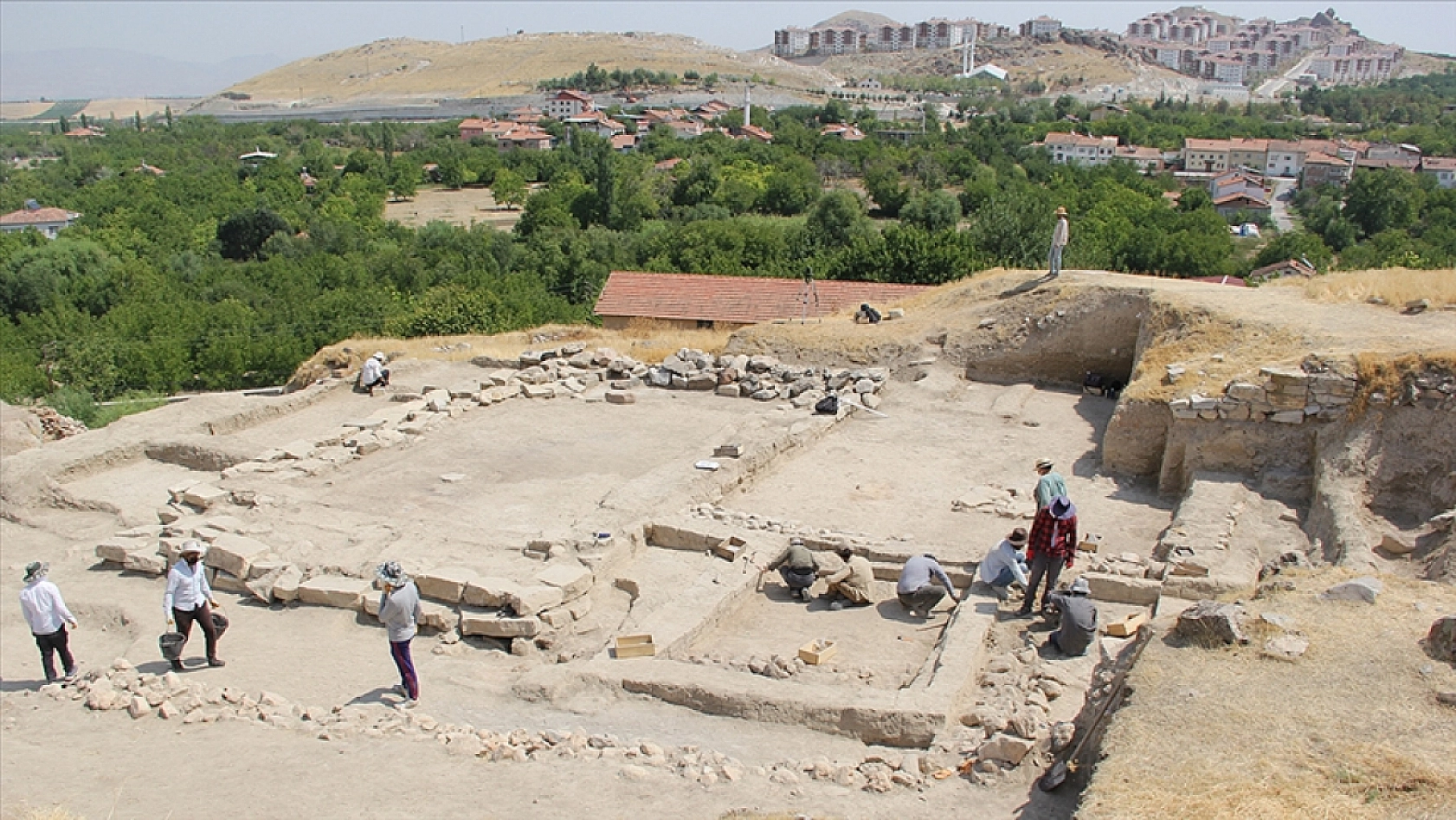 Arslantepe'de Zamanın İzleri! 7 Bin Yıl Öncesine Ait Mühürler Gün Yüzüne Çıktı!