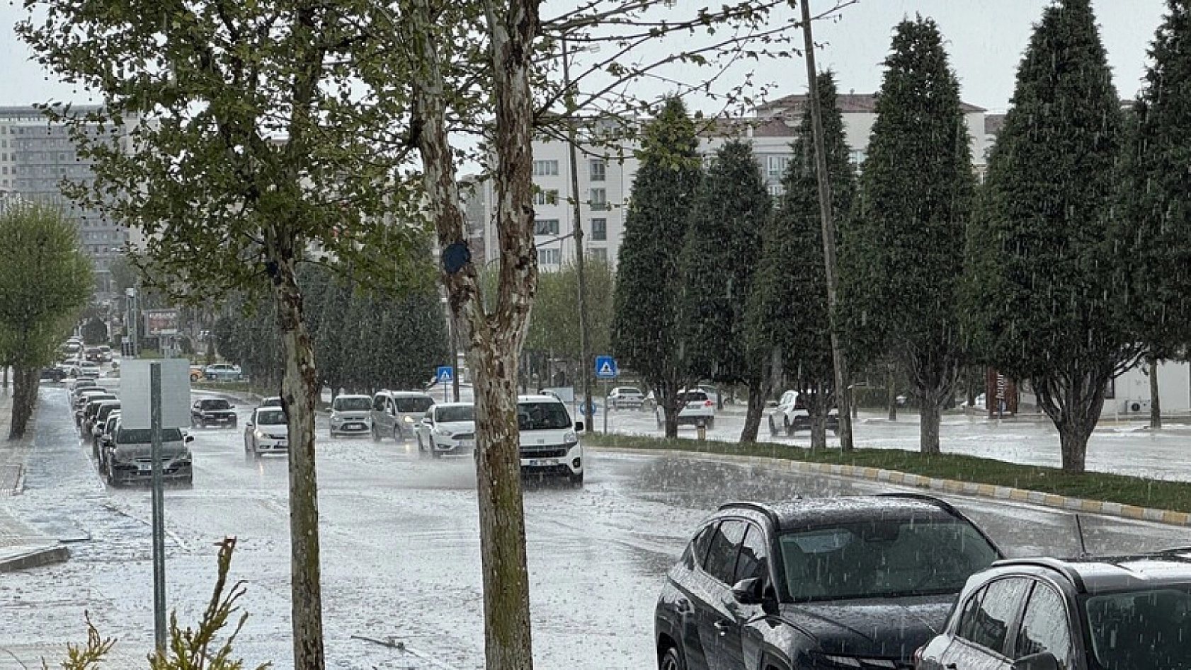 Meteoroloji Malatya'yı sarı kodla uyardı! Sağanak ve fırtına geliyor