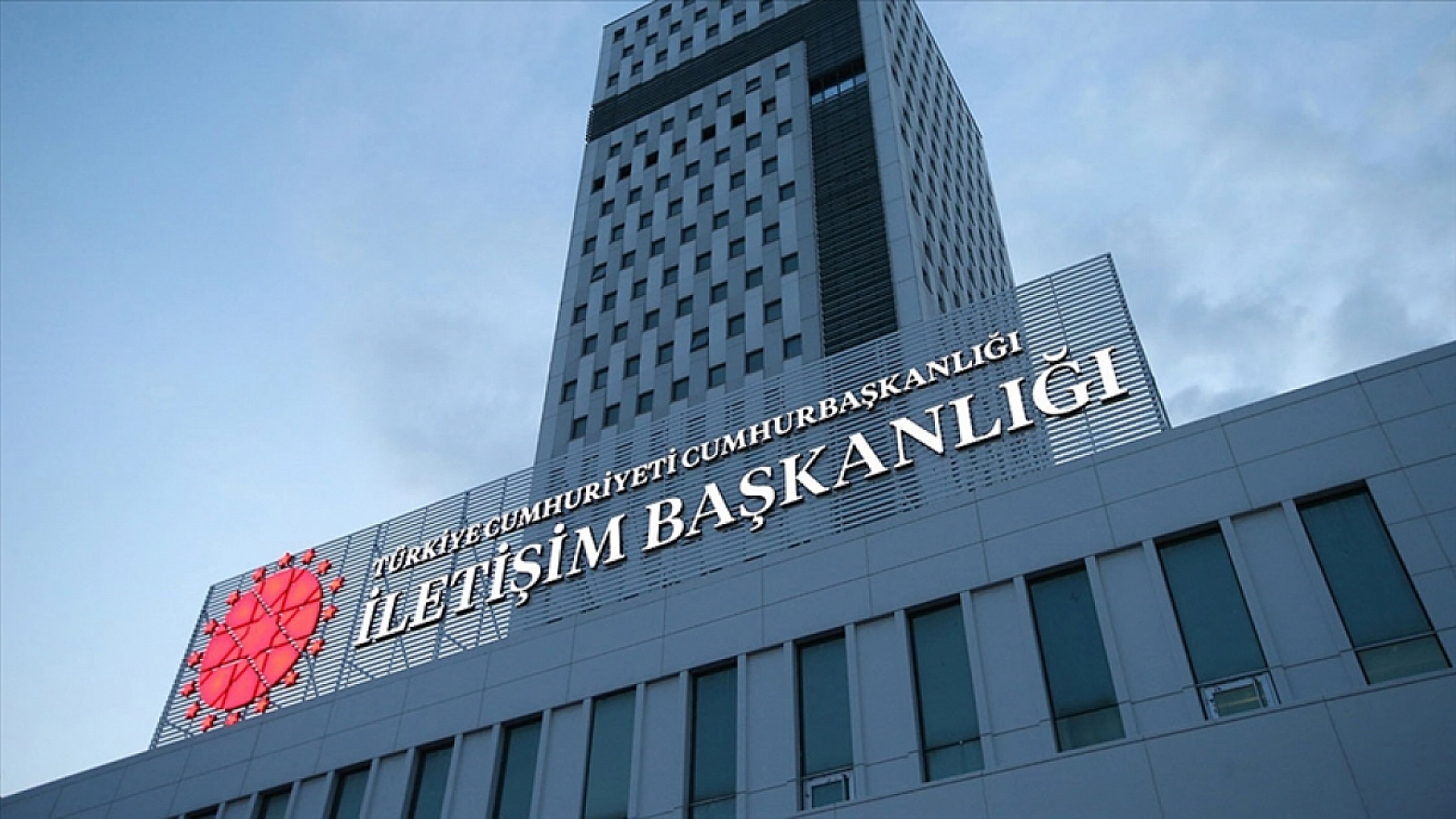 İletişim Başkanlığı'ndan TOKİ Uyarısı: Sahte Başvuru Mesajlarına Dikkat!