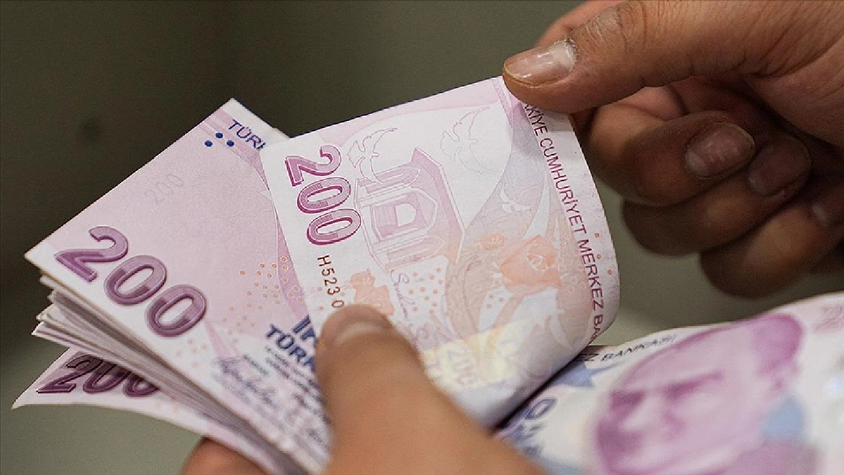Ev hanımlarına ekonomik destek: Maaş alacaklar!