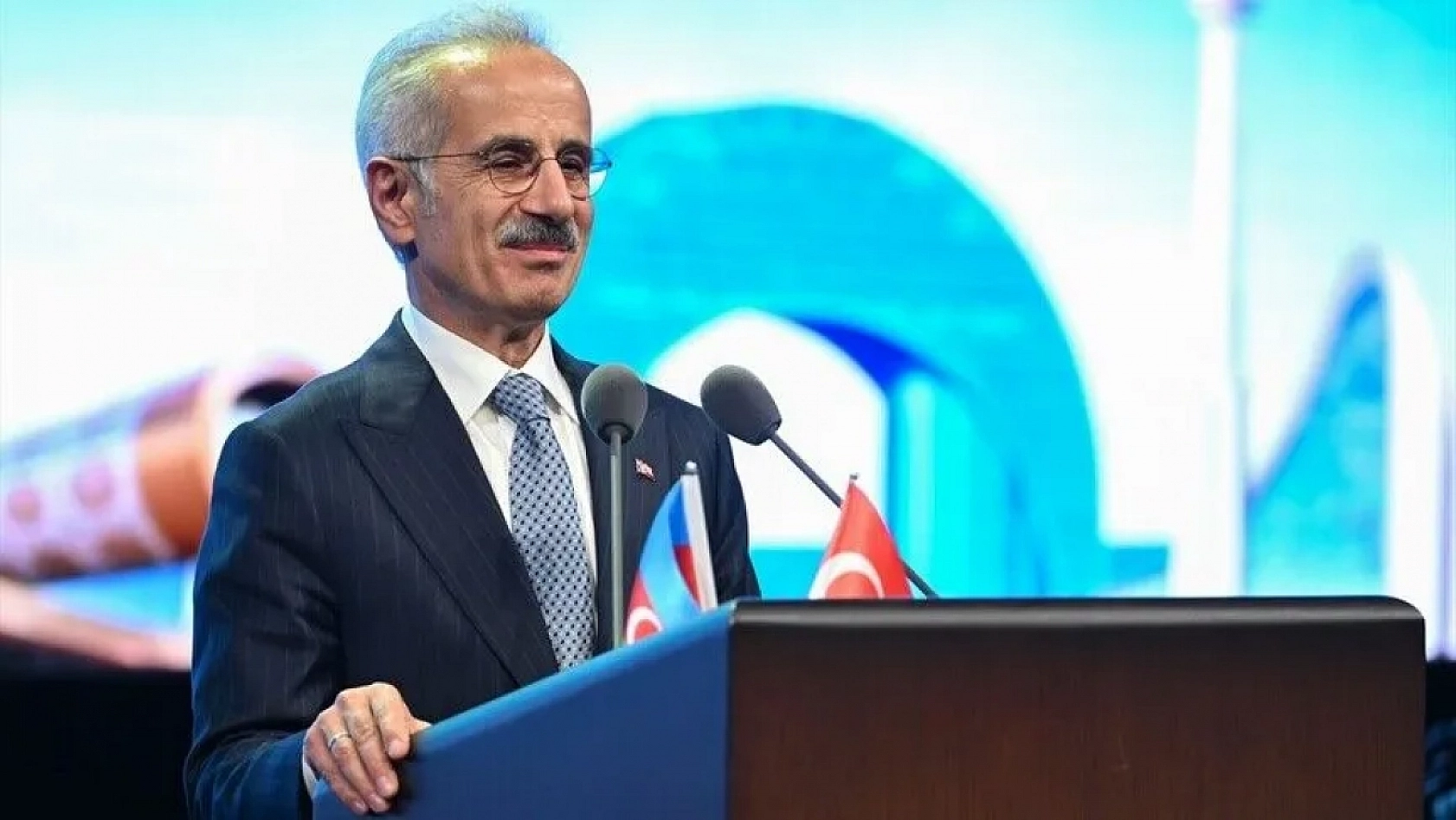 Araç muayenesi değişiyor! Bakan Uraloğlu yeni sistemi açıkladı
