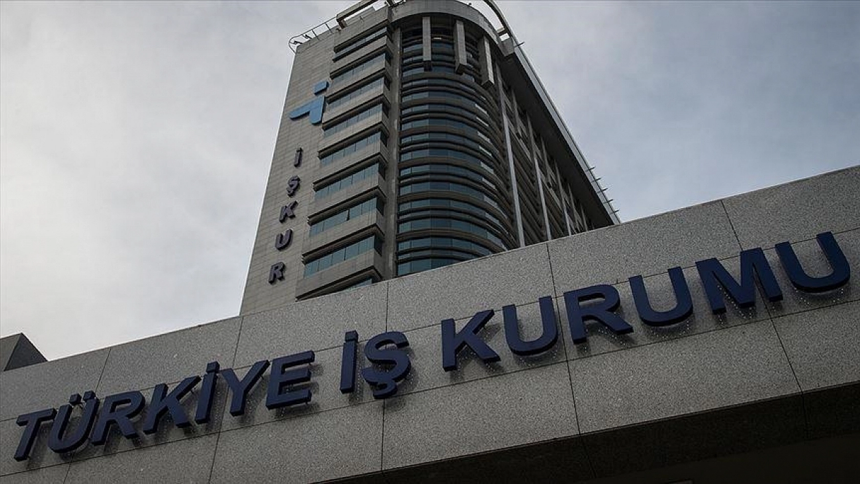 Bakan Duyurdu: İŞKUR Verileri Şaşırttı | Sayısı 1 Milyonu Aştı?