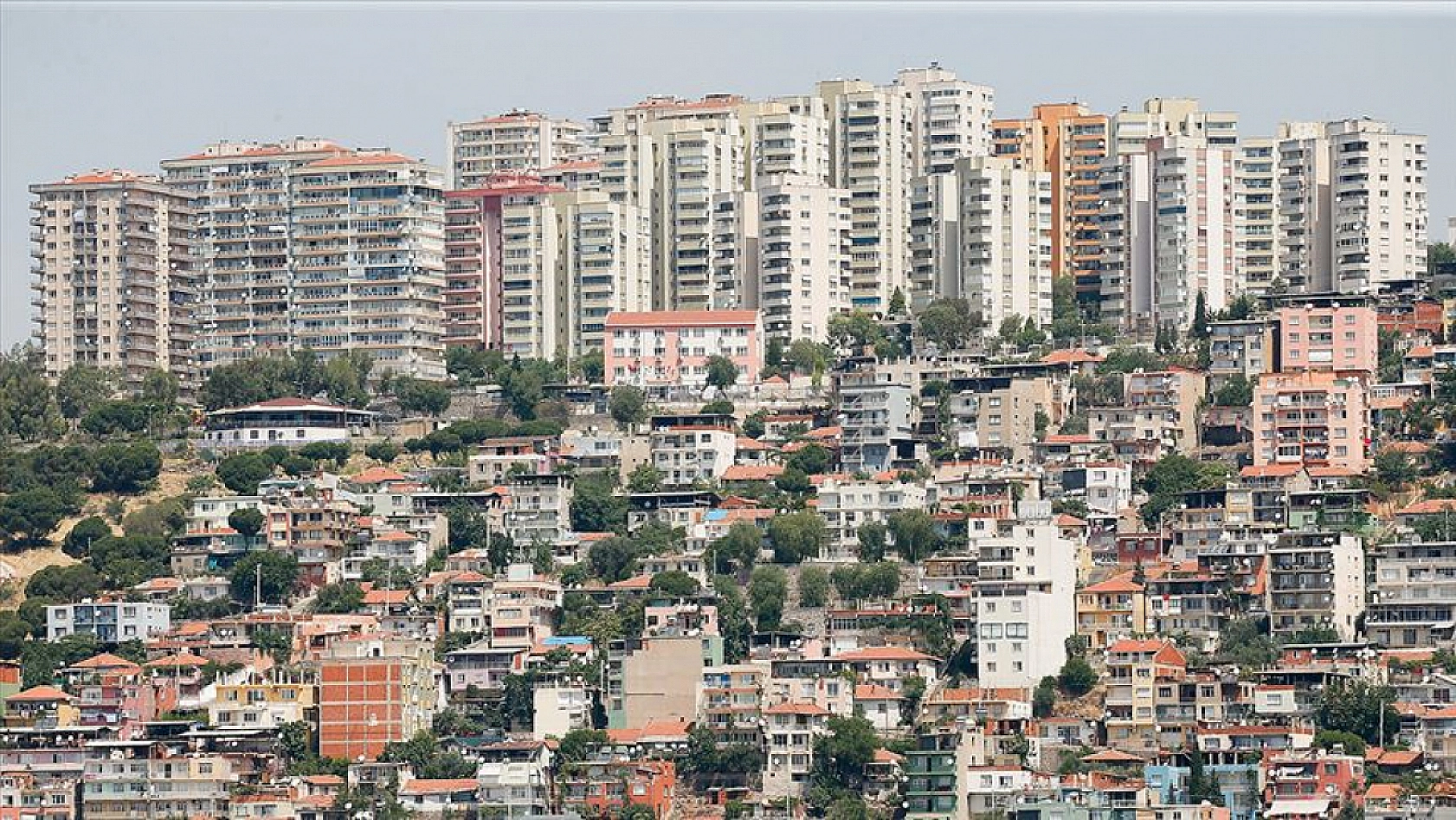 Enflasyon Nisan Ayında Beklentileri Aştı: Yıllık Oran Yüzde 32,37 Oldu