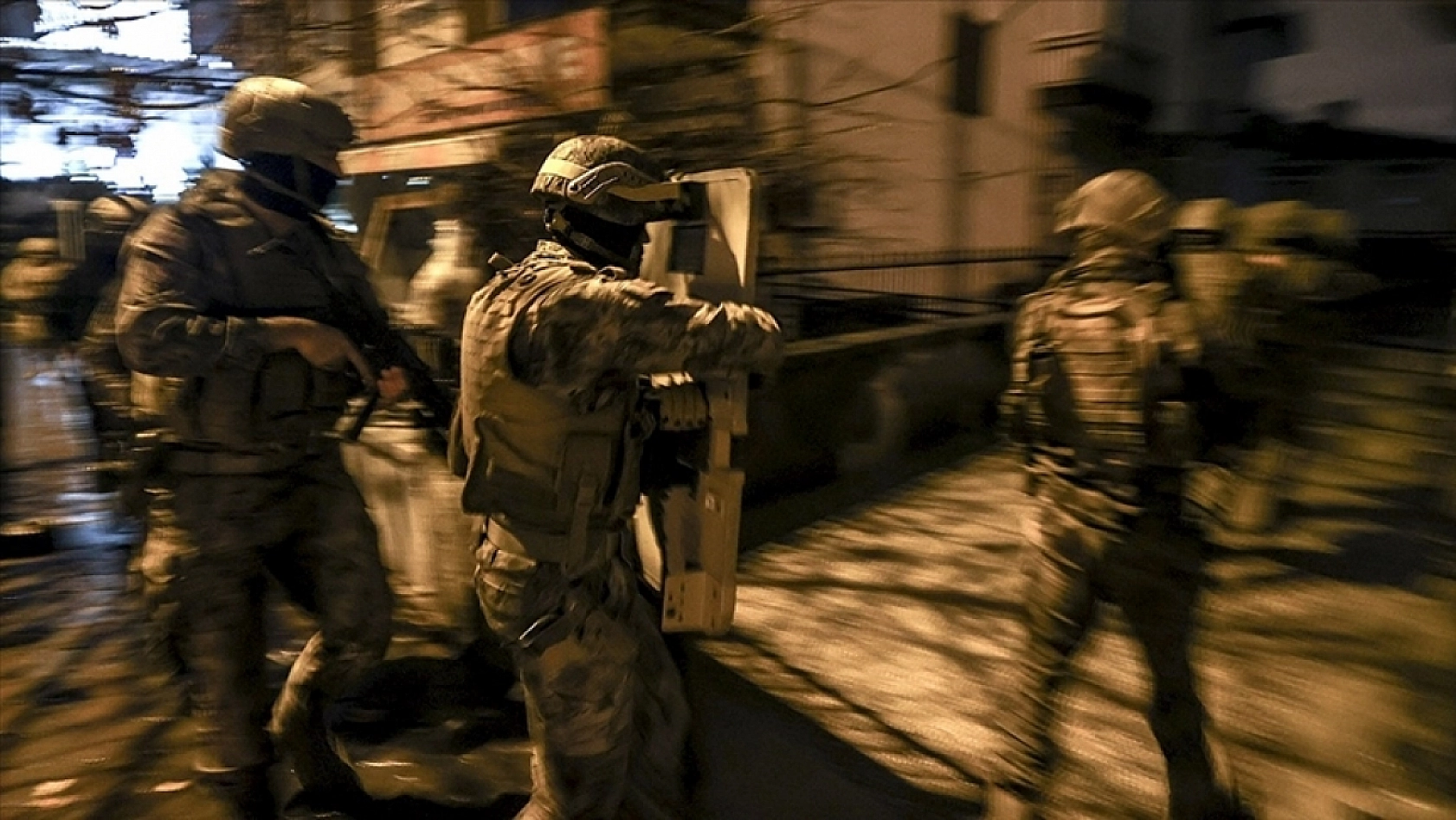 İstanbul'da Uyuşturucu Operasyonunda Polis Şehit Oldu