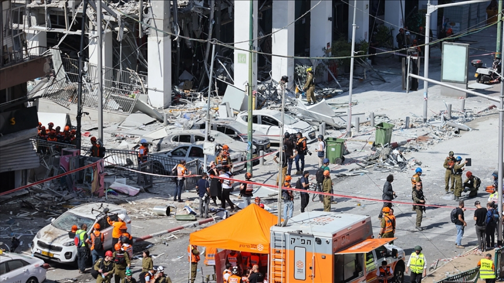 Ortadoğu'da Kartlar Yeniden Dağıtılıyor: Türkiye'nin Savunma Gücü Ne Kadar Güçlü?