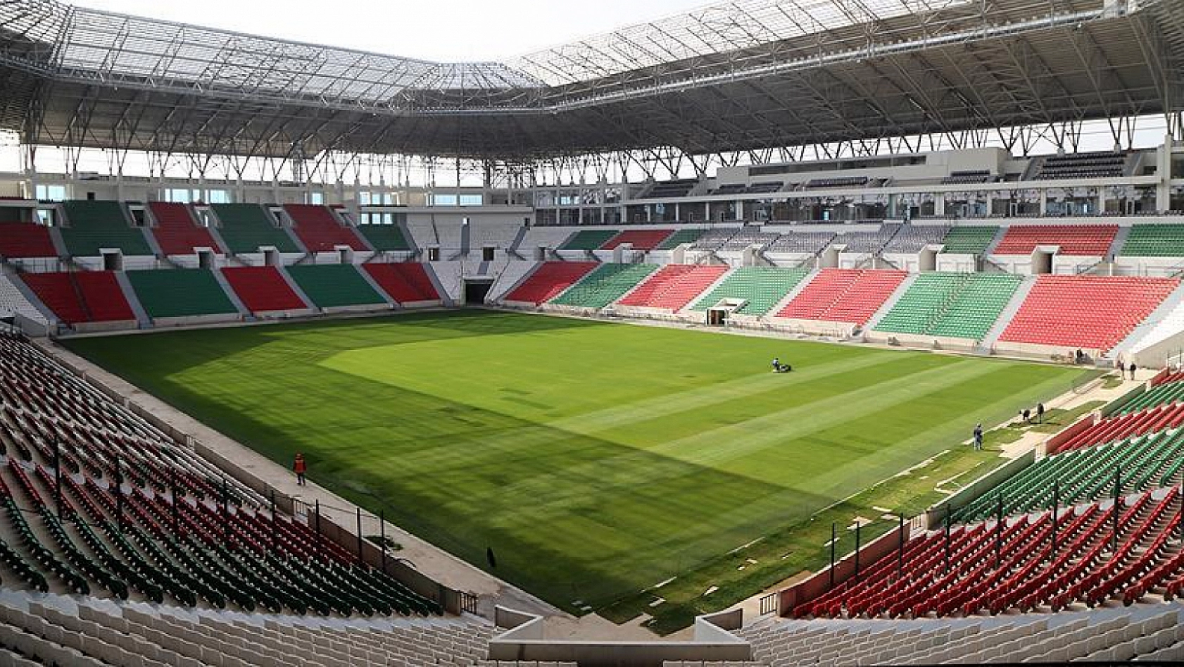 Türkiye'nin En İyi Futbol Mabetleri Belli Oldu: Malatya Listeye Girdi Mi?