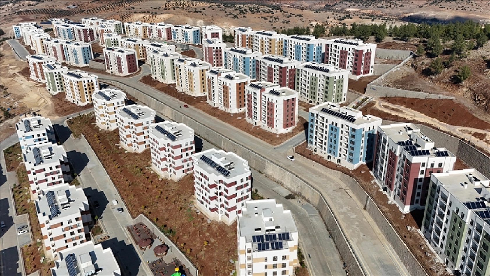 Malatya'nın 2,5 Yıllık Konut ve İş Yeri Teslim Karnesi: Şehir, Sınıfta Mı Kaldı?