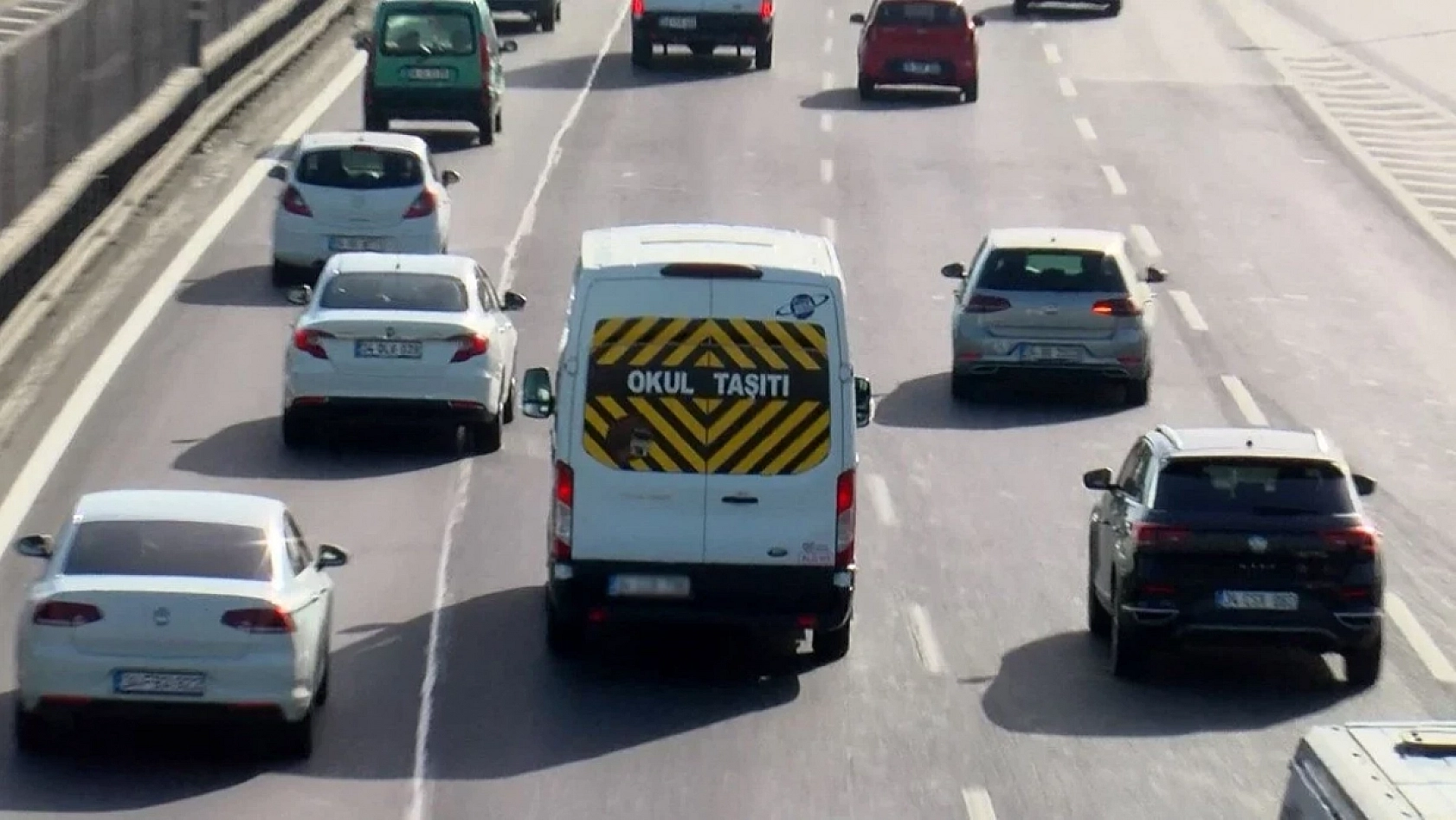 Öğrenci Velilerine Müjde: Büyükşehir Zammı Reddetti!