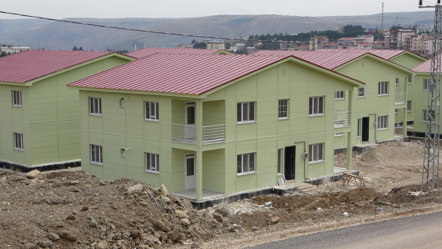 'Konutlar Mayıs ayı sonunda teslim edilecek'