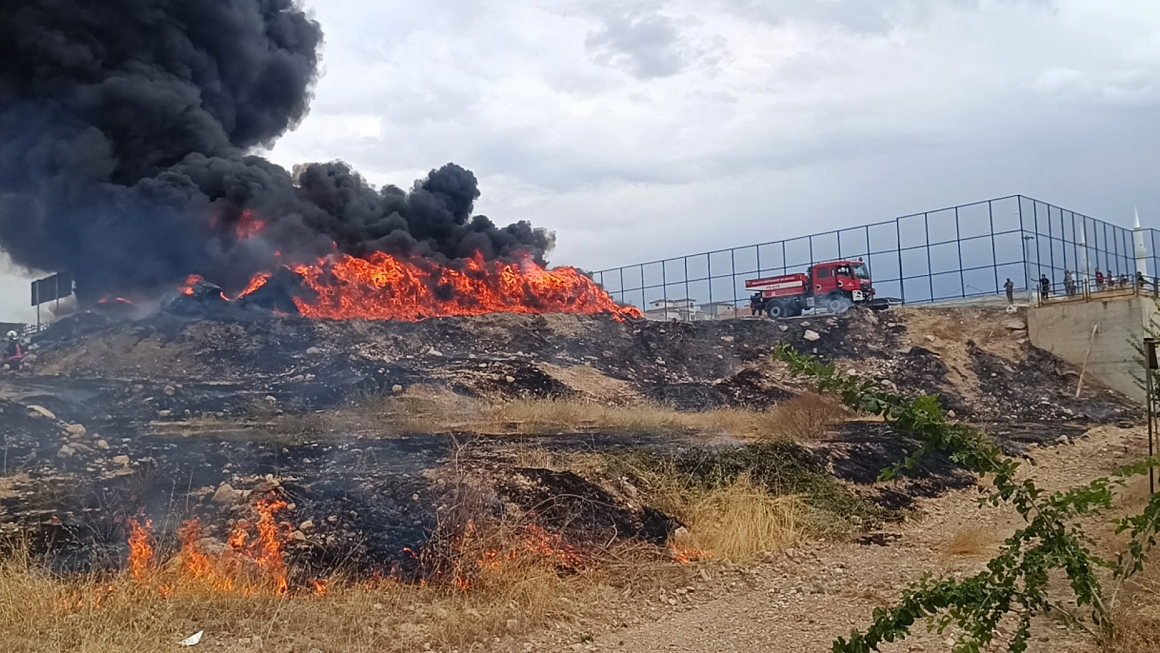 Malatya'da Gökyüzü Siyaha Büründü