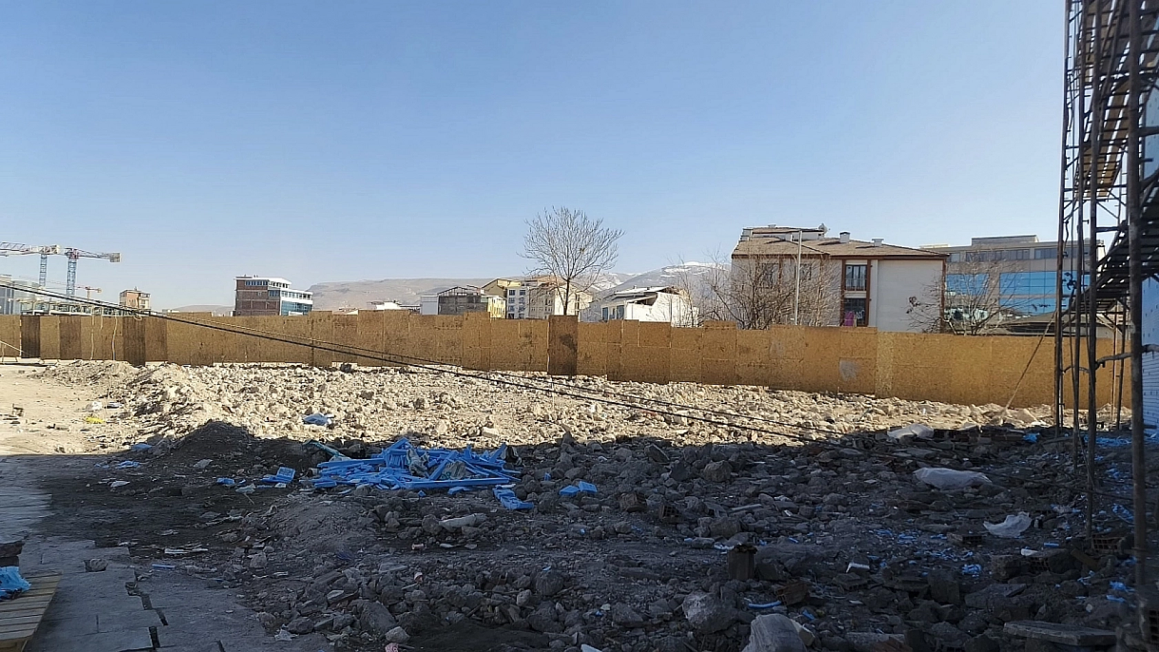 Malatya'da depremzedelere şantaj mı yapılıyor? 'Dava açana ev yok'