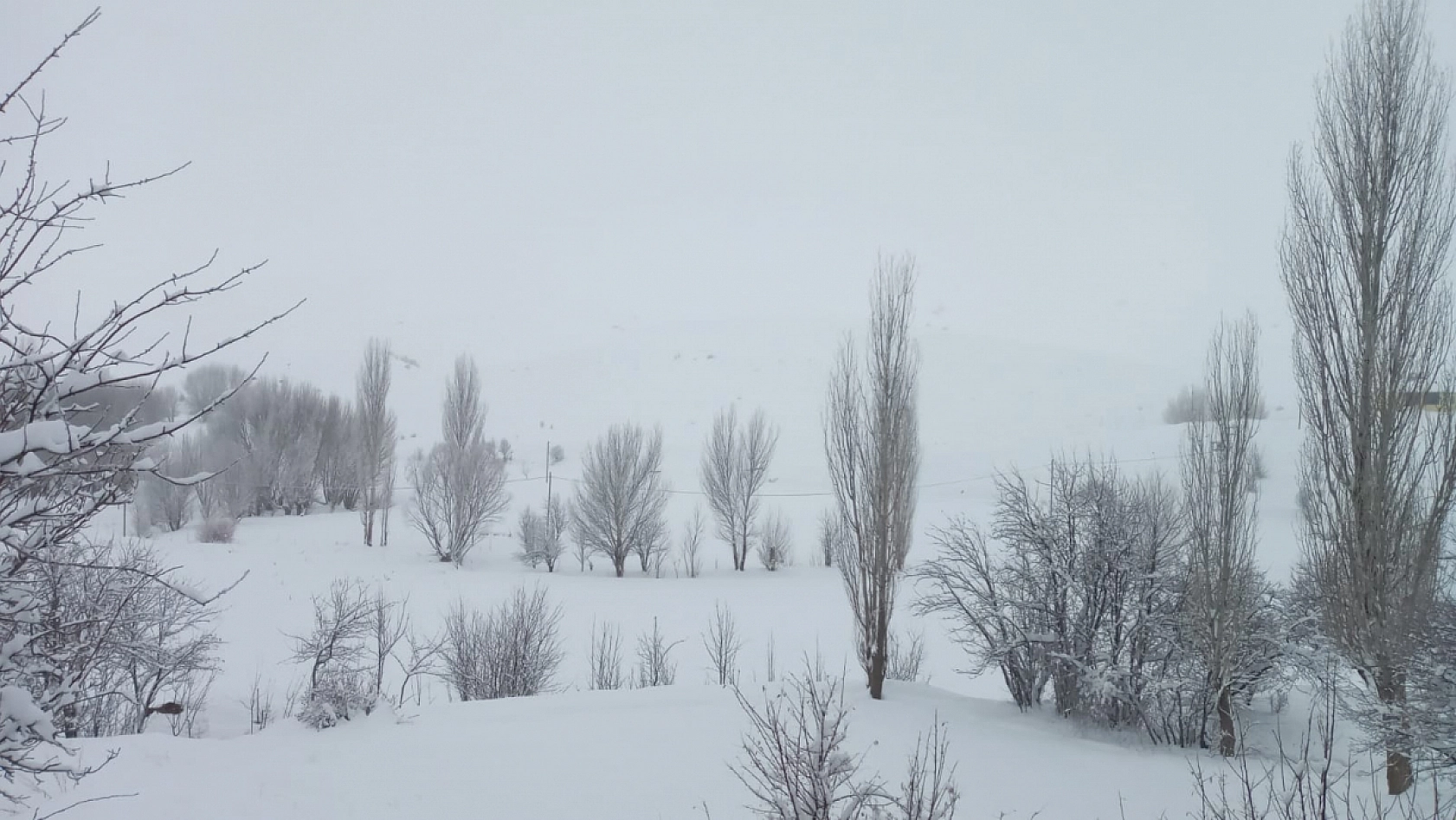 Beydağı'nda Kar Kalınlığı Yarım Metreyi Buldu!