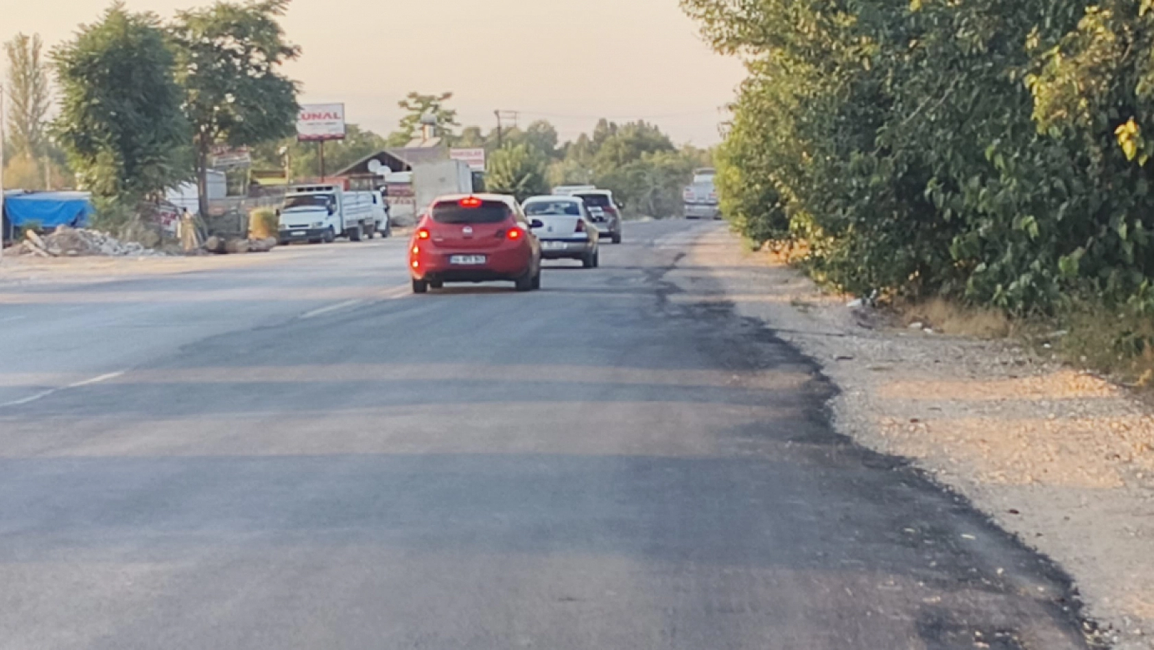 Büyükşehir sürprize doymuyor: Malatya'da asfaltta 'dalga sörfü' keyfi