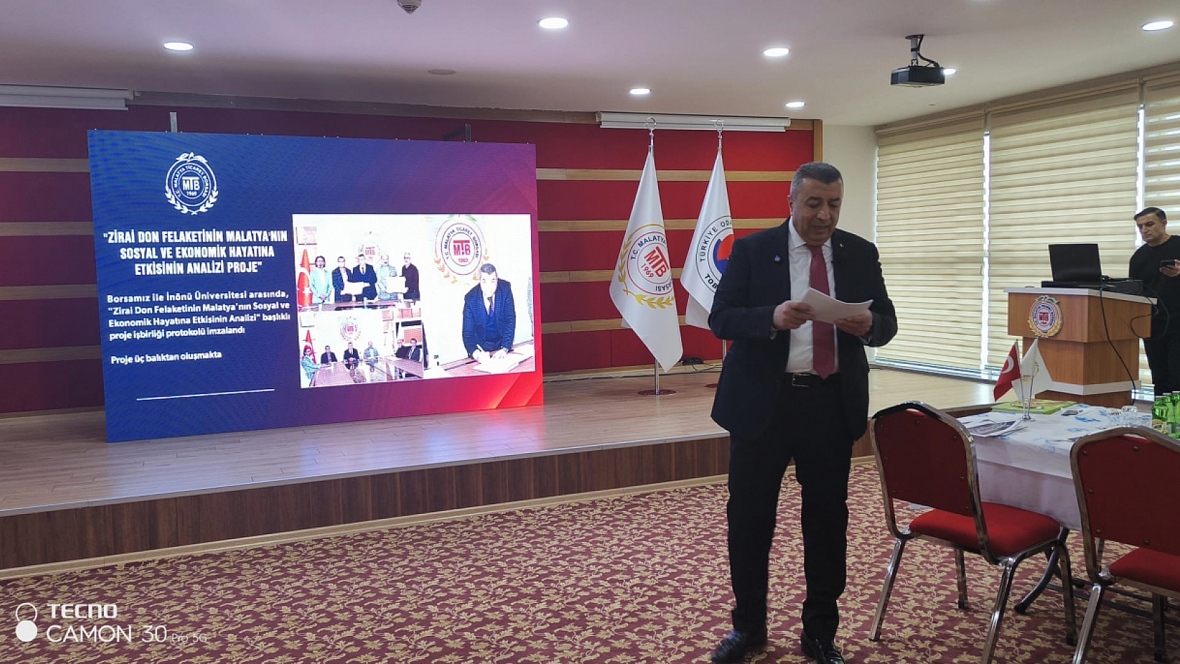 Malatya'da Kayısı Satmak İçin Tüccar Tüccar Dolaşma Dönemine Son! İşte Yeni Elektronik Satış Salonu