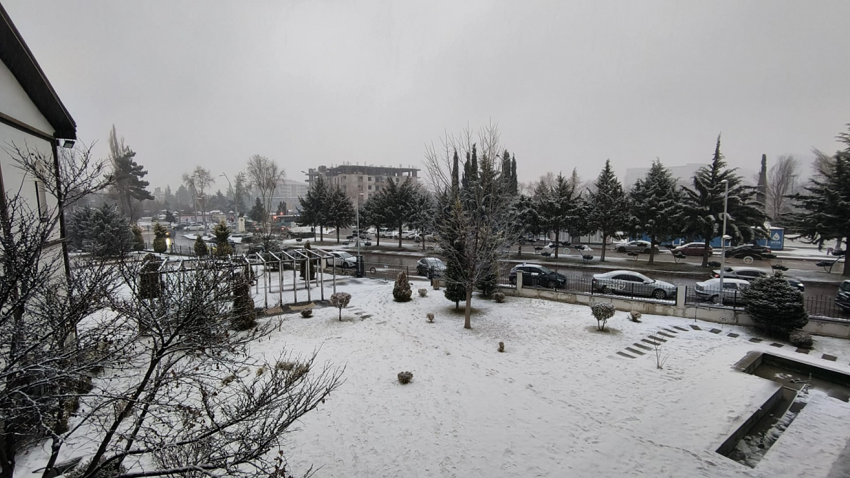 Malatya'da kar yağışı başladı