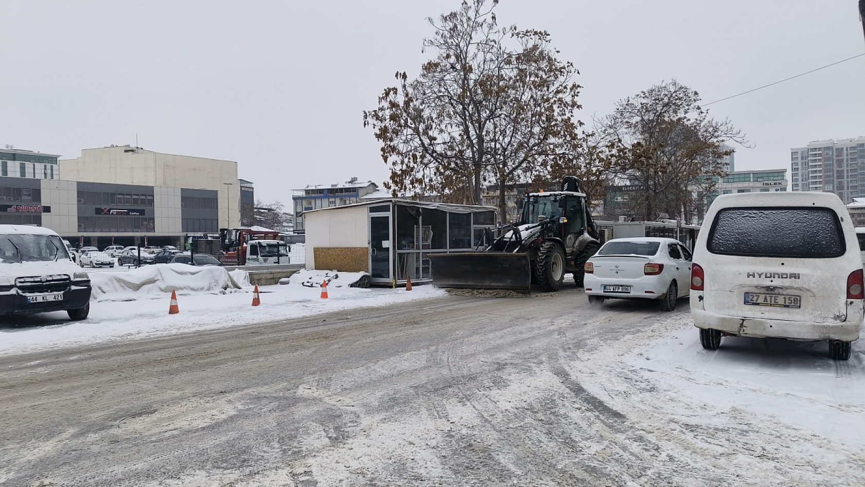 Malatya Valiliği duyurdu: Kentte yolları tek tek kapatılıyor