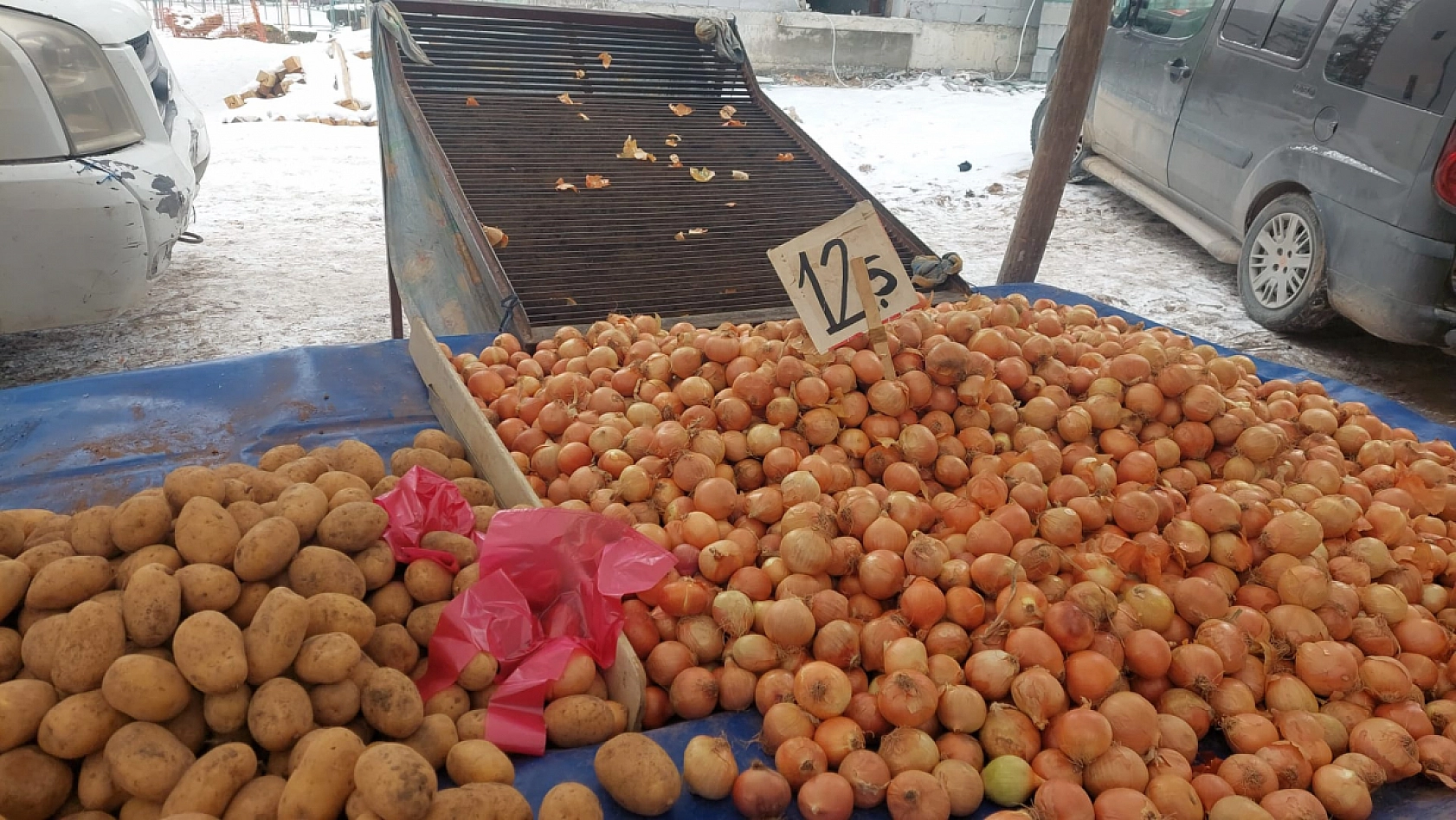 Soğuk hava pazarı vurdu! Vatandaş uğramaz oldu!