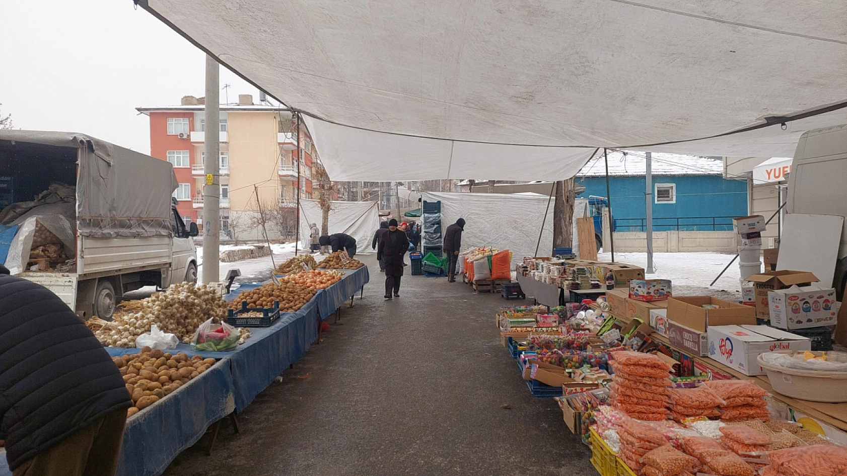 Soğuk hava pazarı vurdu! Vatandaş uğramaz oldu!