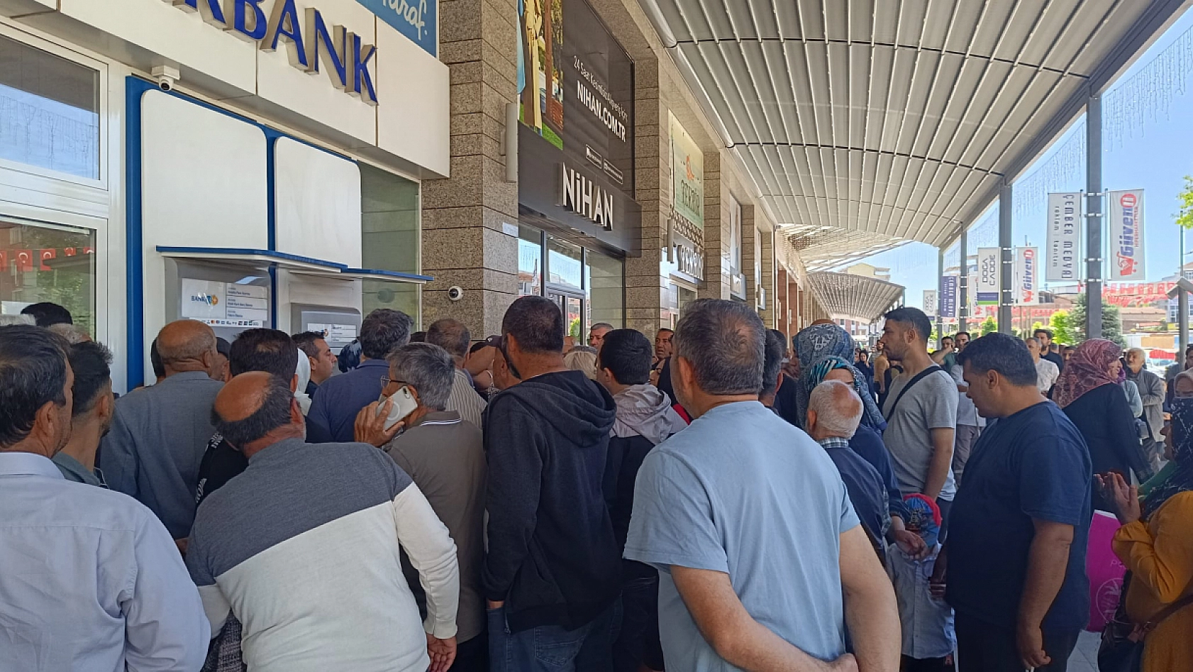 1000 konut başvurusu başladı! Malatya'da kuyruk oluştu
