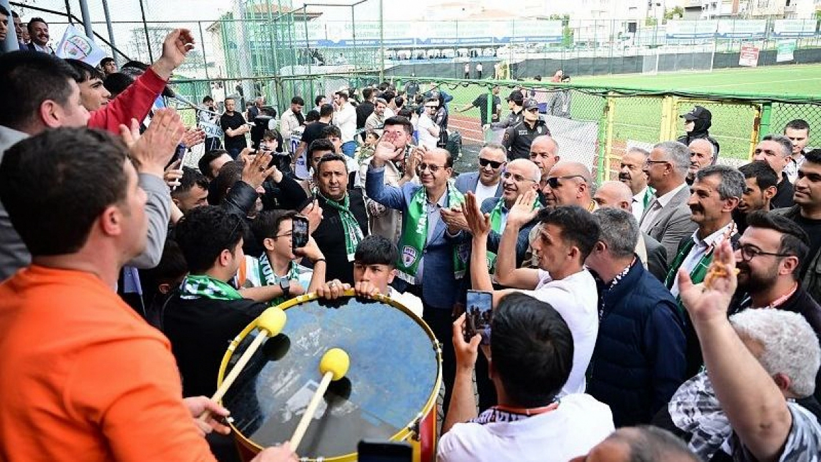 Ağbaba'da tepki: Yeşilyurtspor lige katılmalı