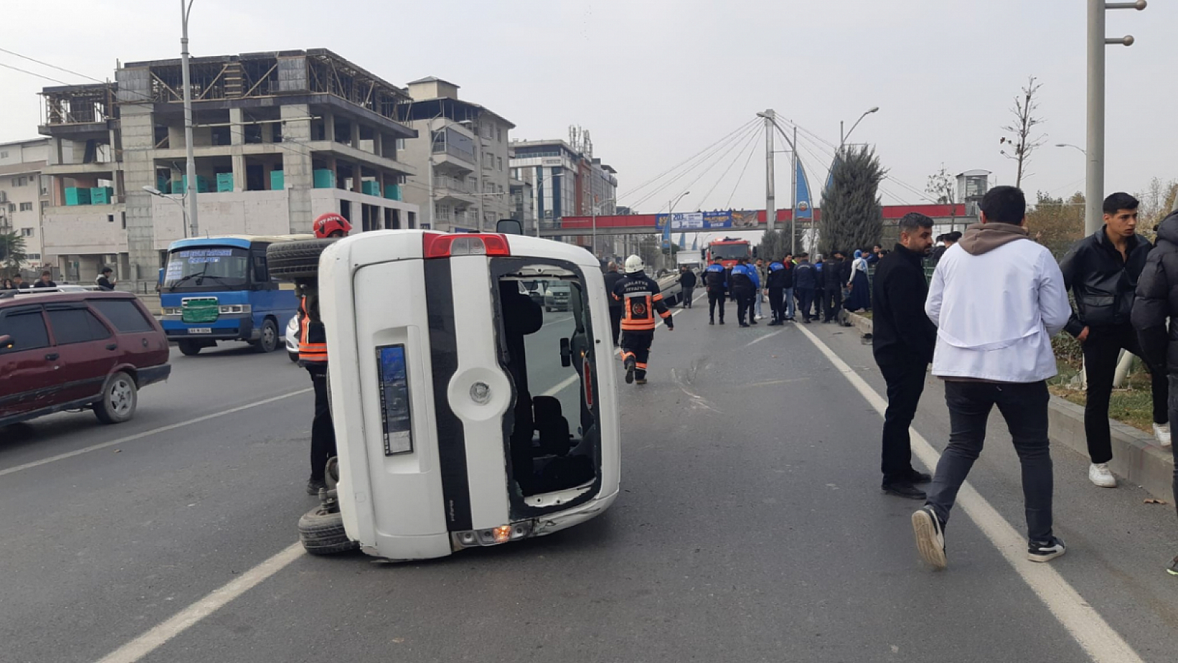 Malatya'da Feci Kaza: Araçlar Ters Döndü…
