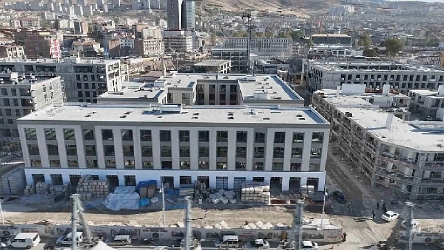 Malatya'da yerinde dönüşüm çıkmazı: Kaçak yapılaşmanın önü mü açıldı?!