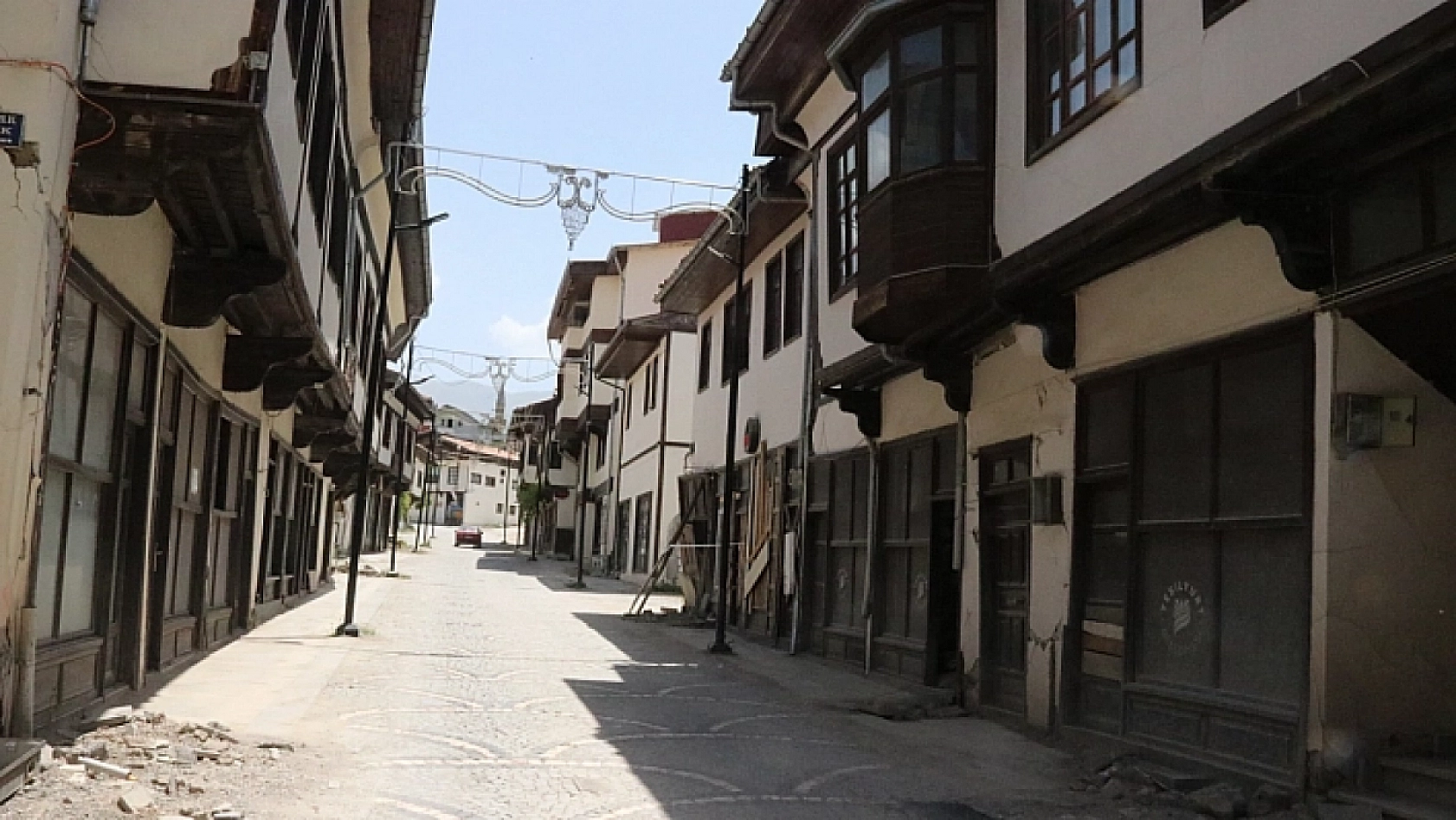 Yeşilyurt, Balkanlarla Yarışacak Bir Güzelliğe Kavuşacak!