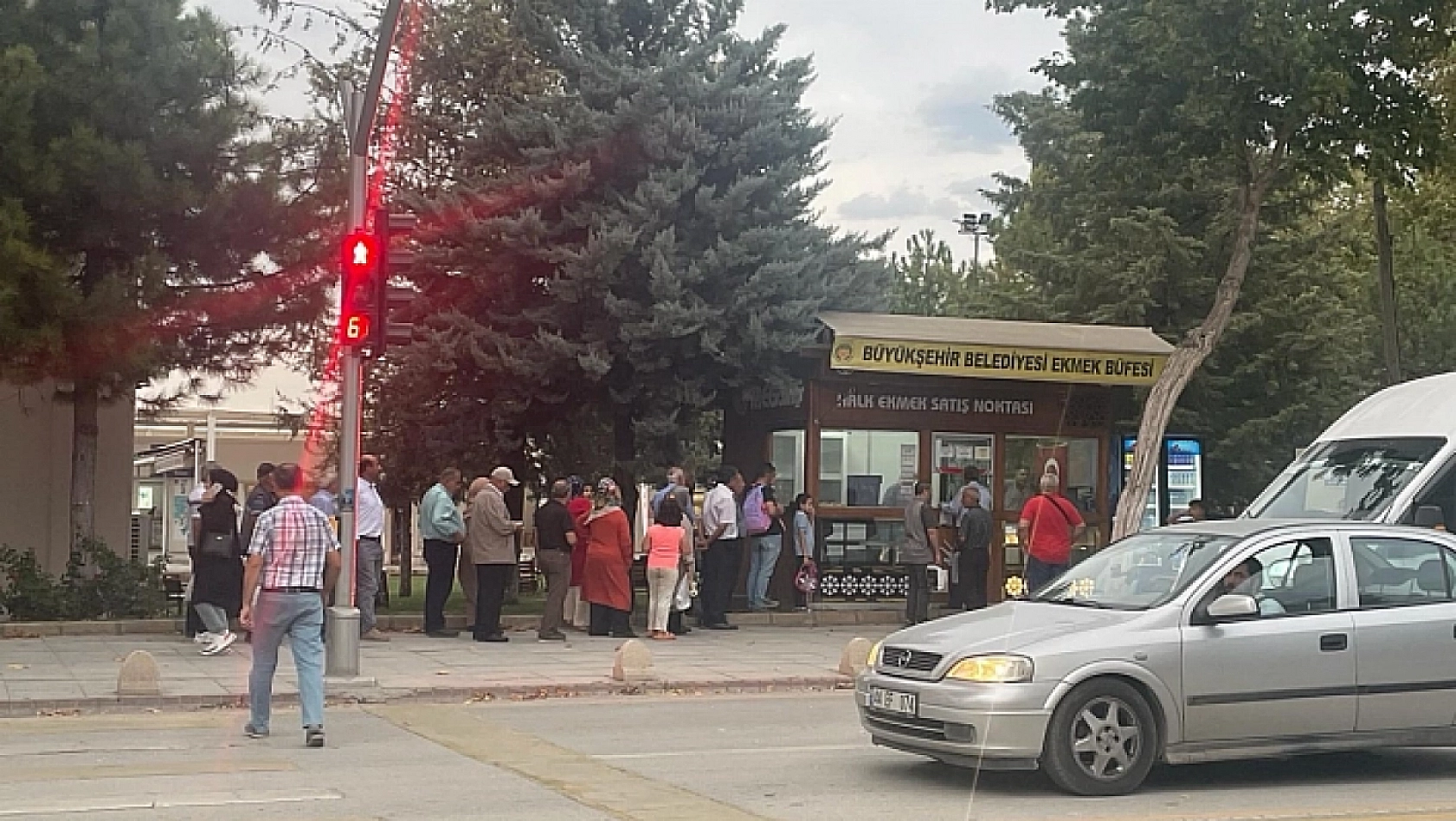 Büyükşehir'den bayram mesaisi| Ulaşım ücretsiz, hizmetler kesintisiz!