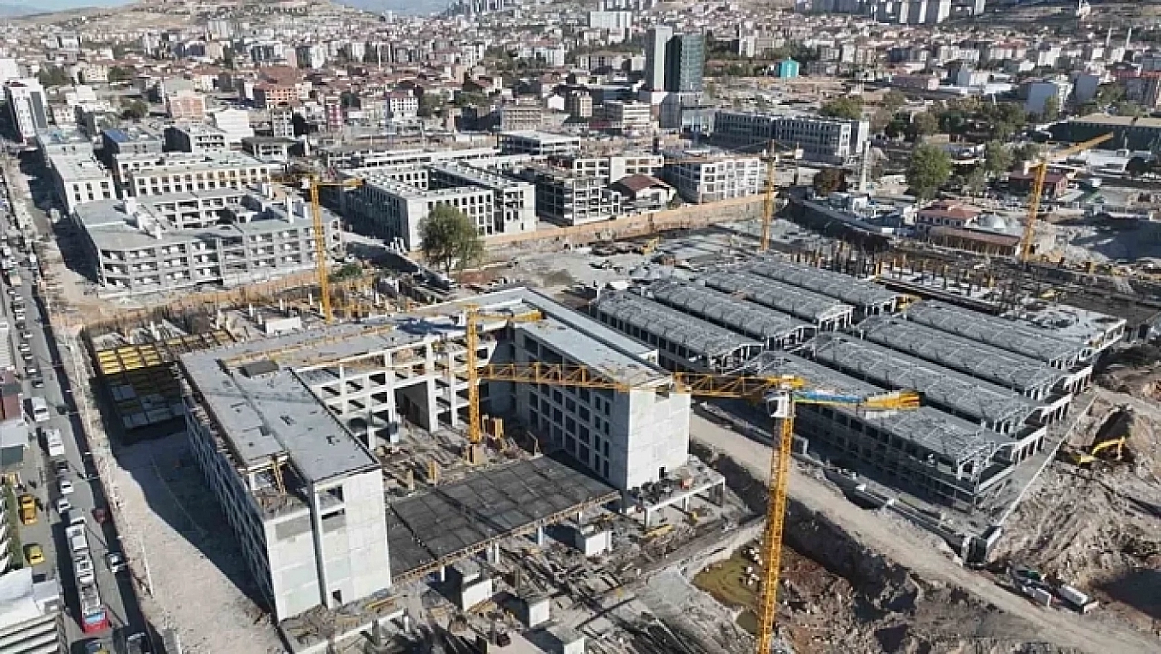 Malatya Çarşı Projesi'ne Eleştiri: Çarşı Değil 'Kibrit Kutusu'! 