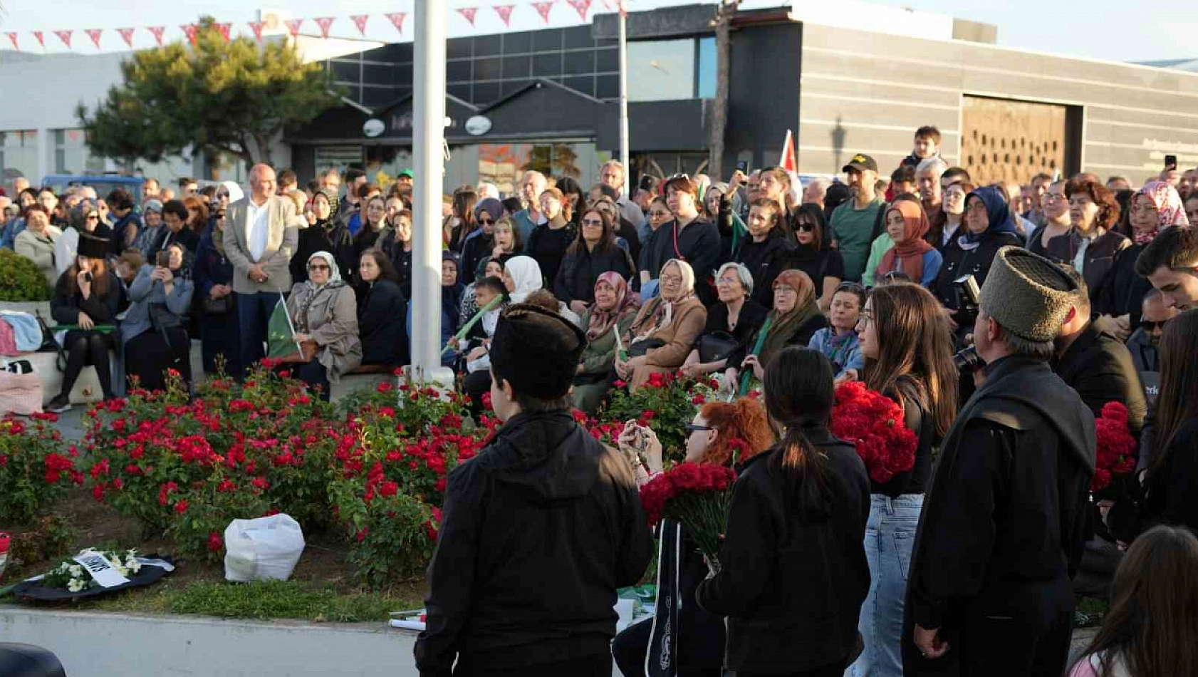 160 yıldır dinmeyen acı: Samsun'da Çerkezler atalarını andı