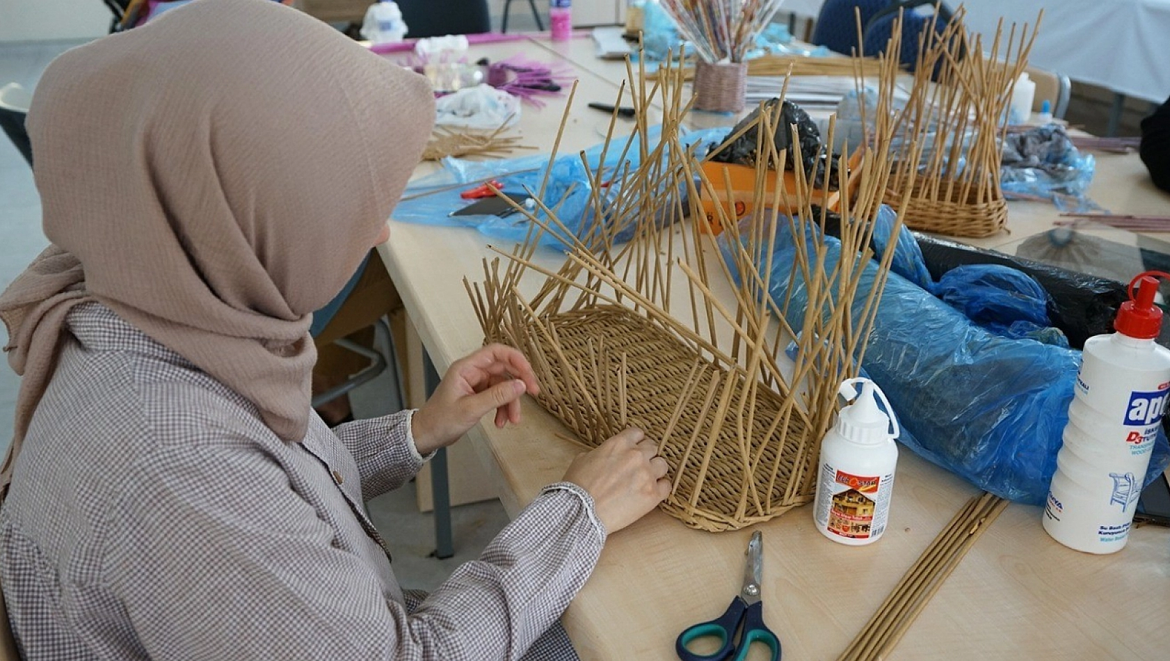 Atık malzemeler sanat eserine dönüşüyor