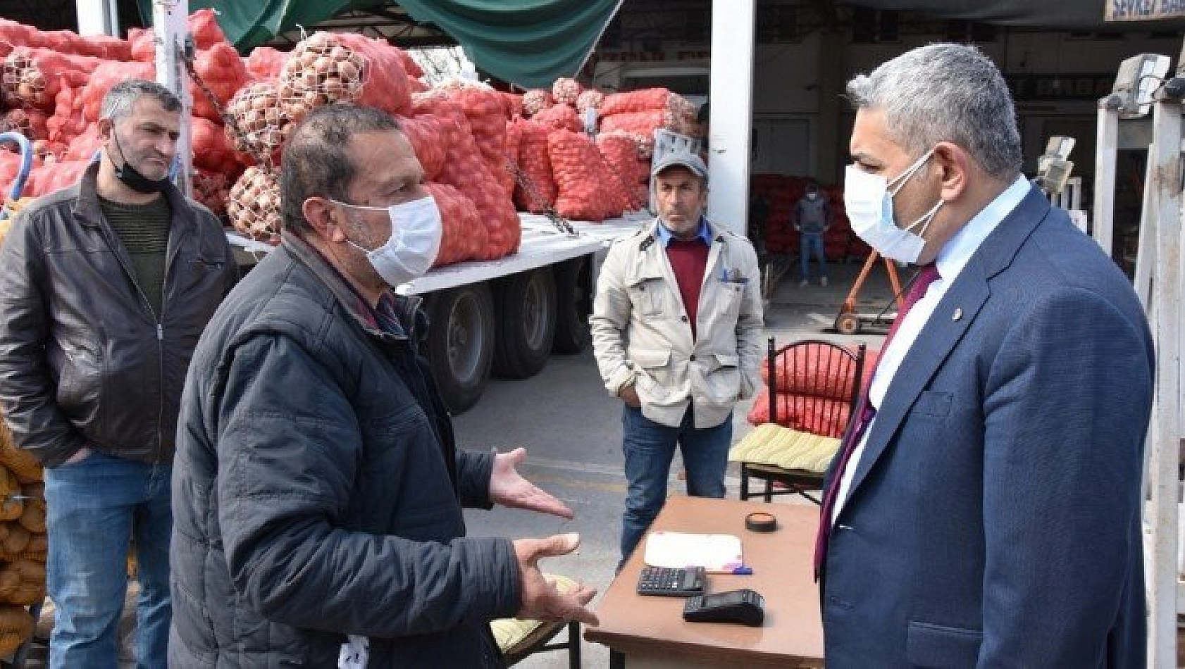 Sadıkoğlu sorunları dinledi