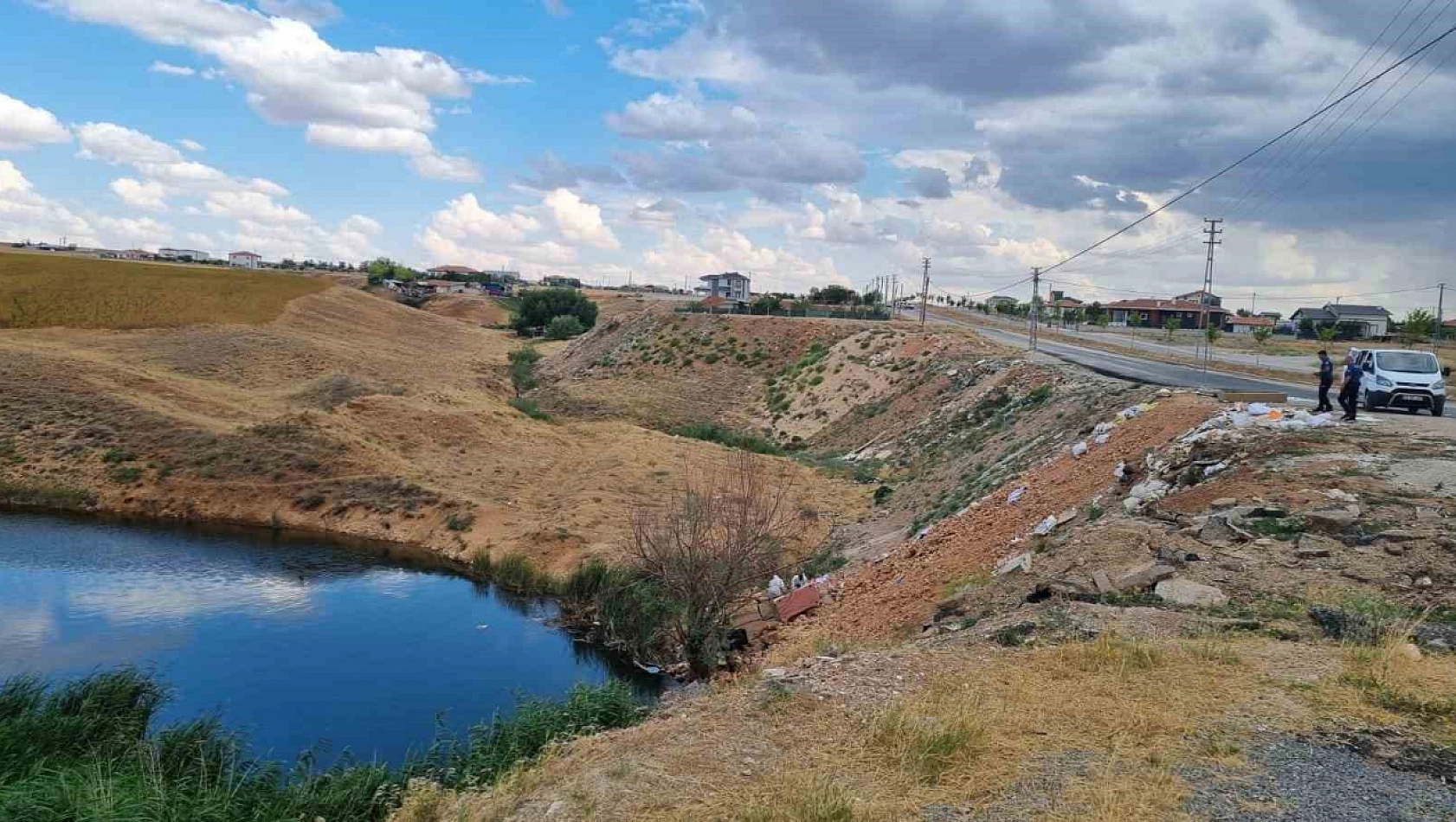 Battaniyeye sarılı ceset bulundu!