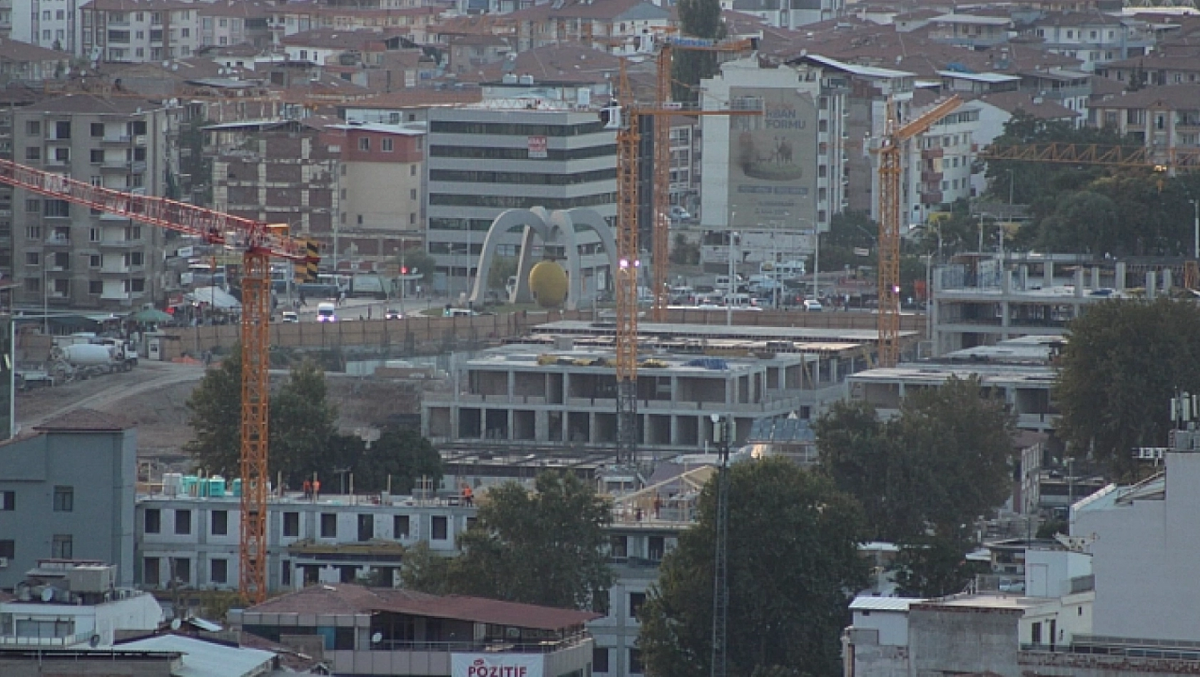 Deprem Sonrası Aşamalar Tamamlandı! Mahalle Mahalle Teslim ve İhale Edilen Projeler Açıklandı!