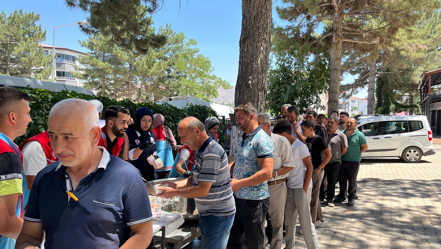 Doğanşehir'de aşure programı düzenlendi