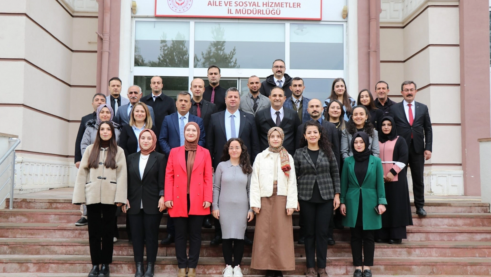 Erzincan Aile ve Sosyal Hizmetler İl Müdürlüğü Türkiye birincisi oldu