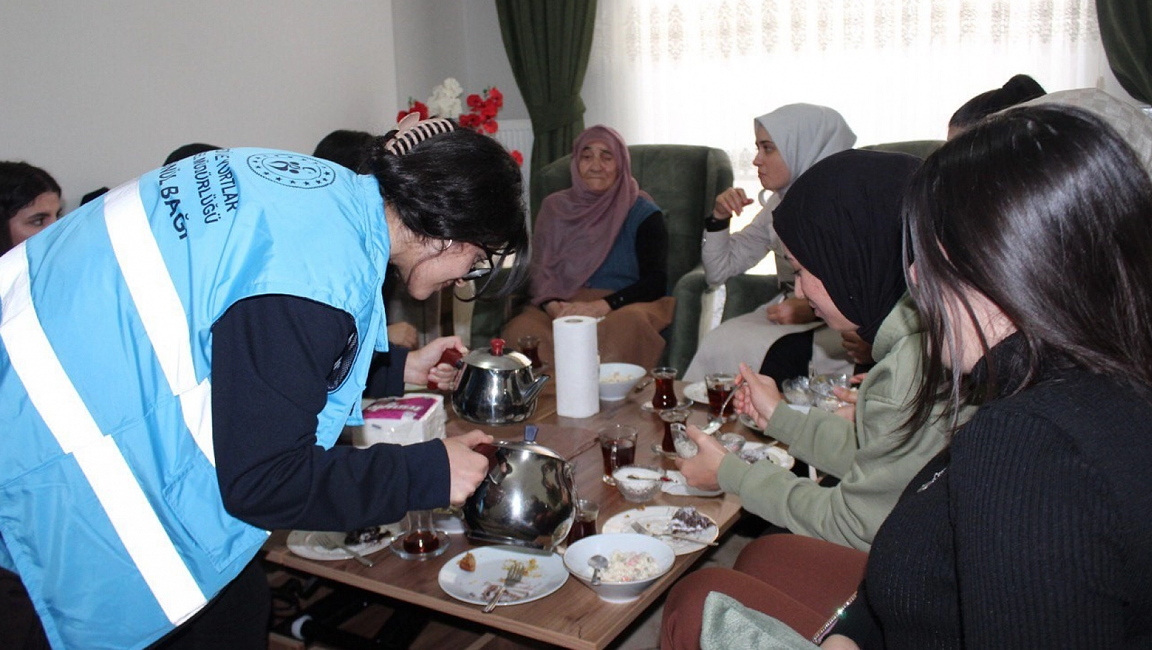 Erzincan'da yaşlılara destek