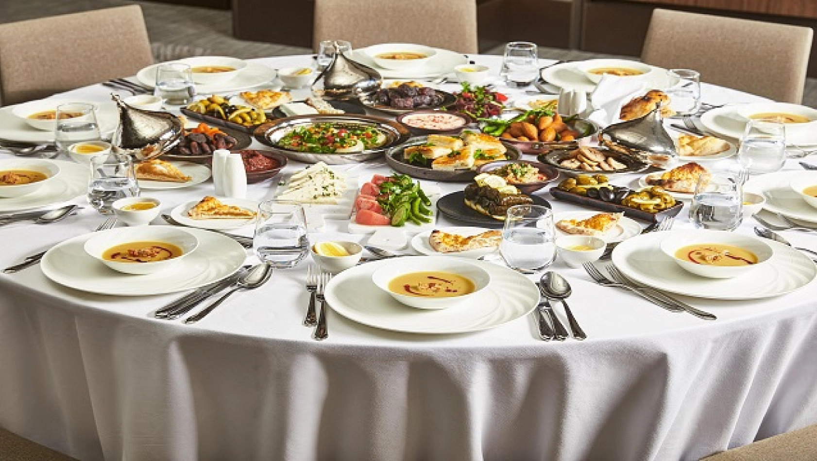 İftar menülerinde fiyat katlandı